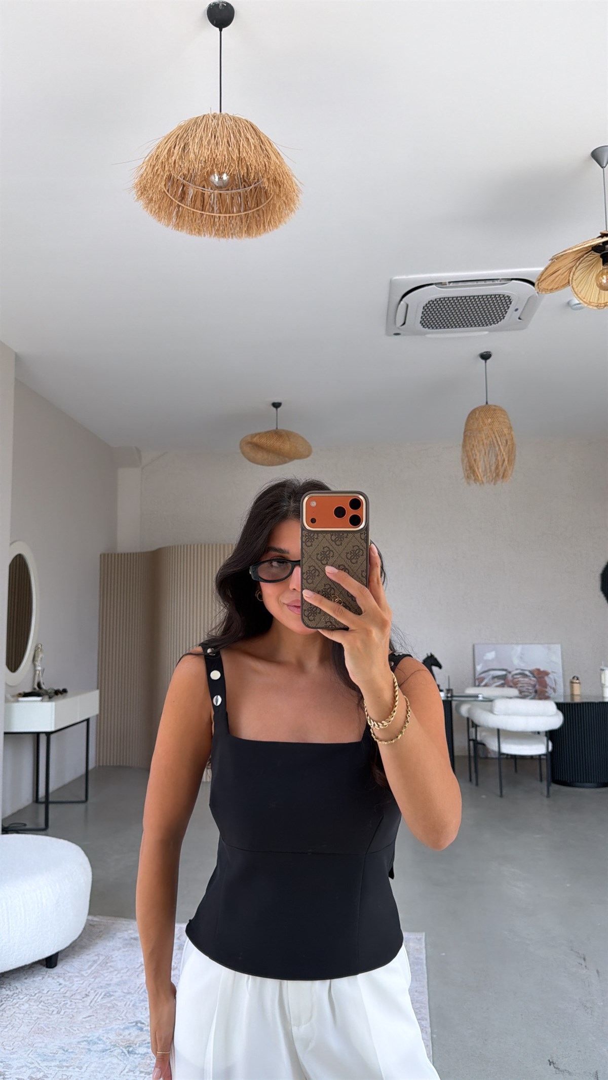 Siyah Krep Kumaş Çıtçıt Askılı Premium Bluz