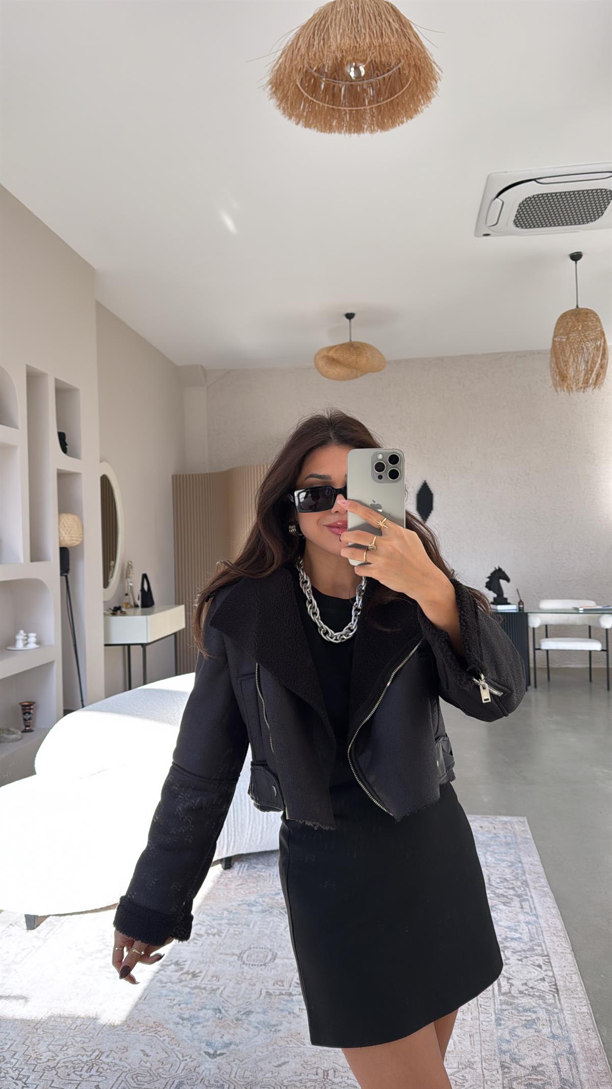 Siyah Kürklü Deri Mont