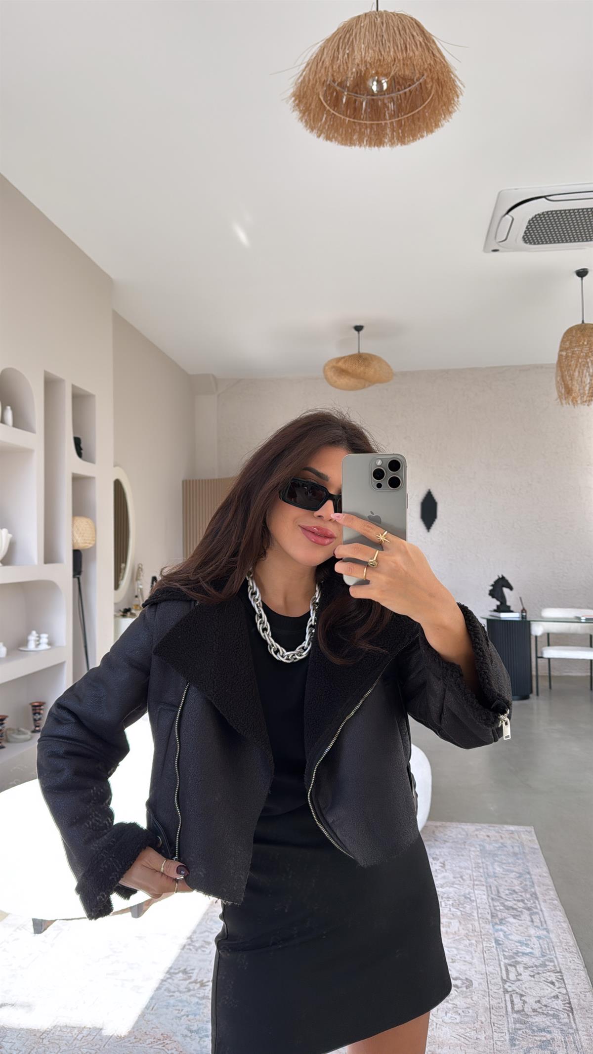 Siyah Kürklü Deri Mont