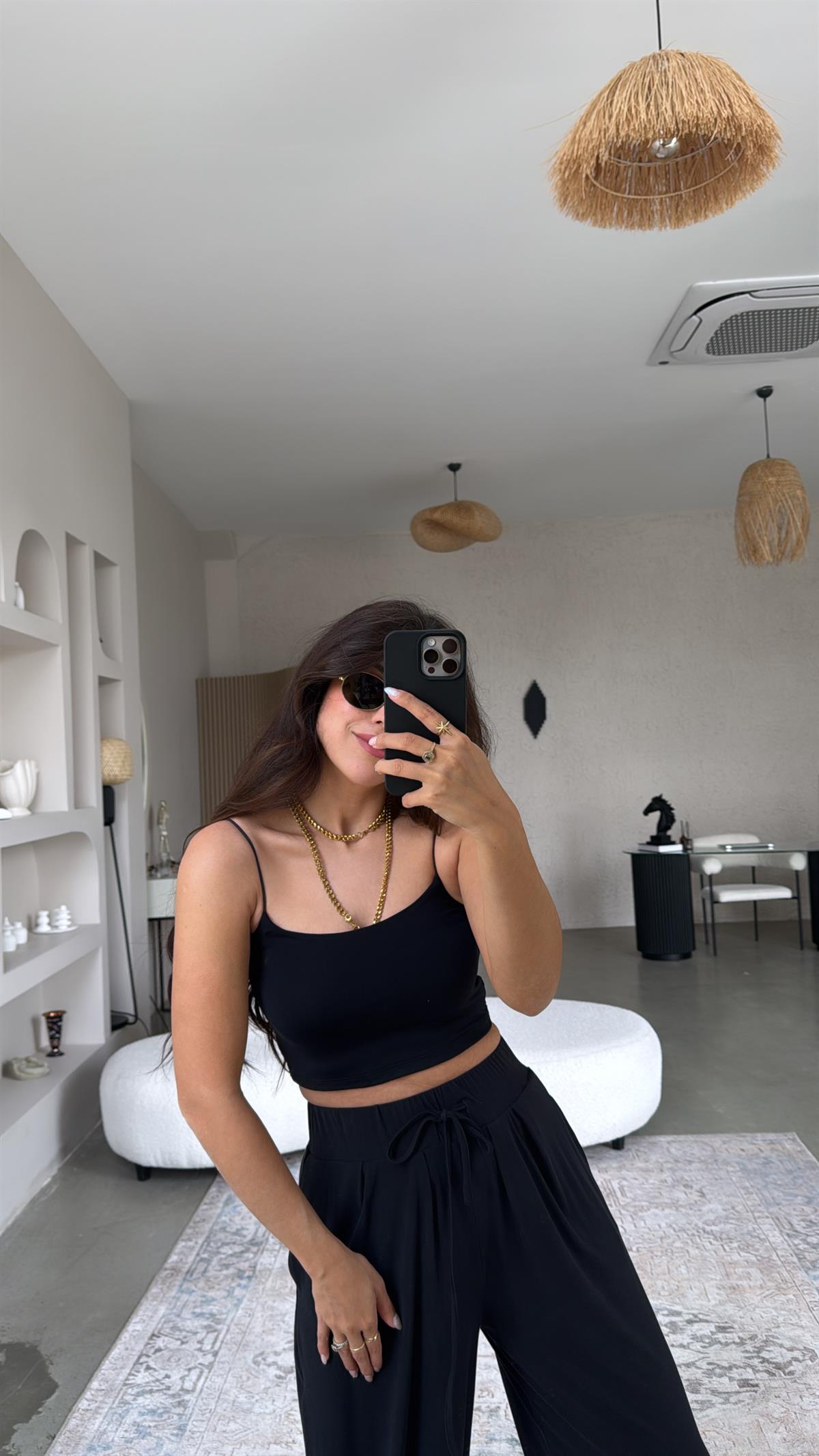 Siyah Lastik Askı Crop