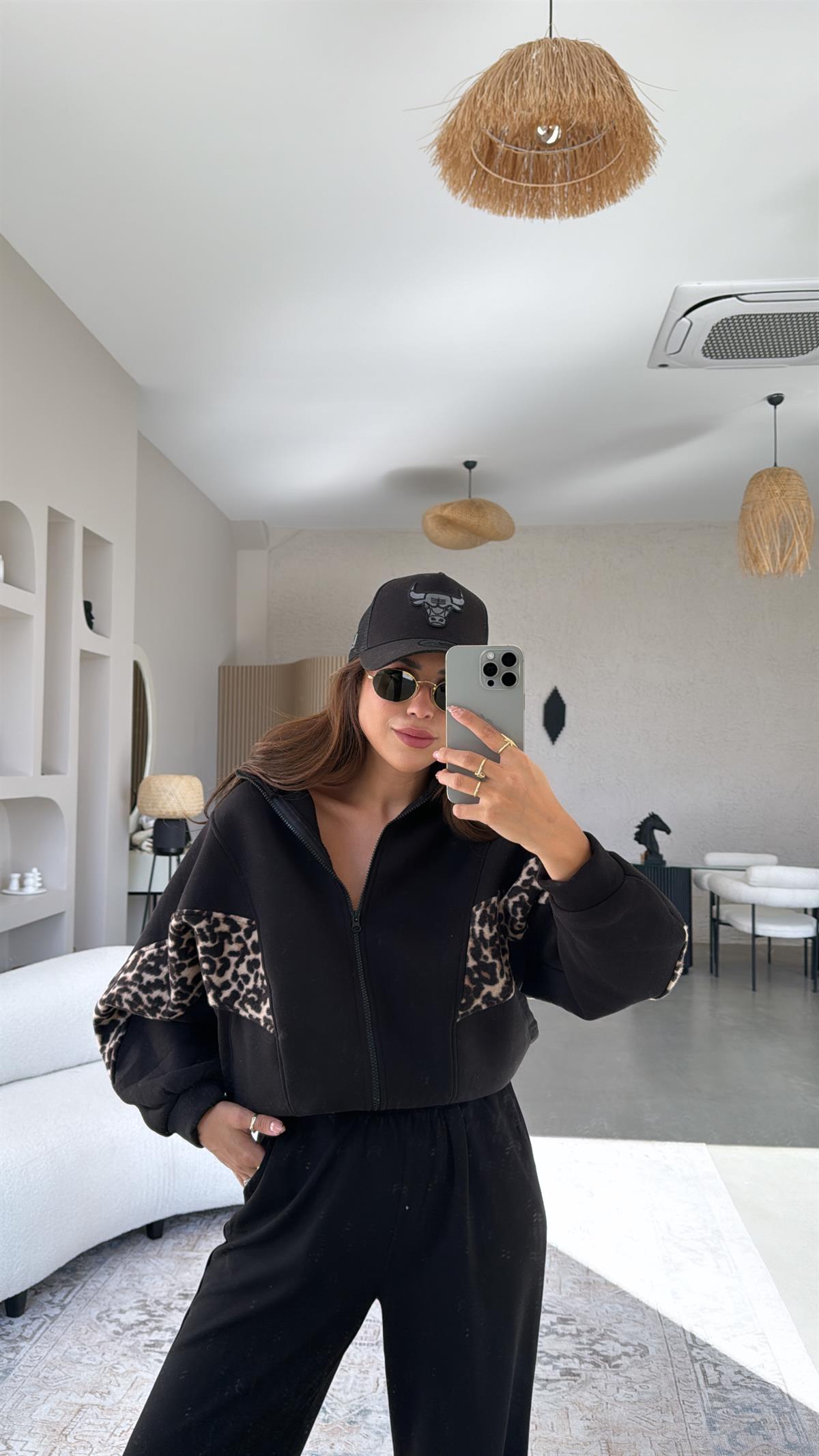 Siyah Leopar Şeritli Hoodie