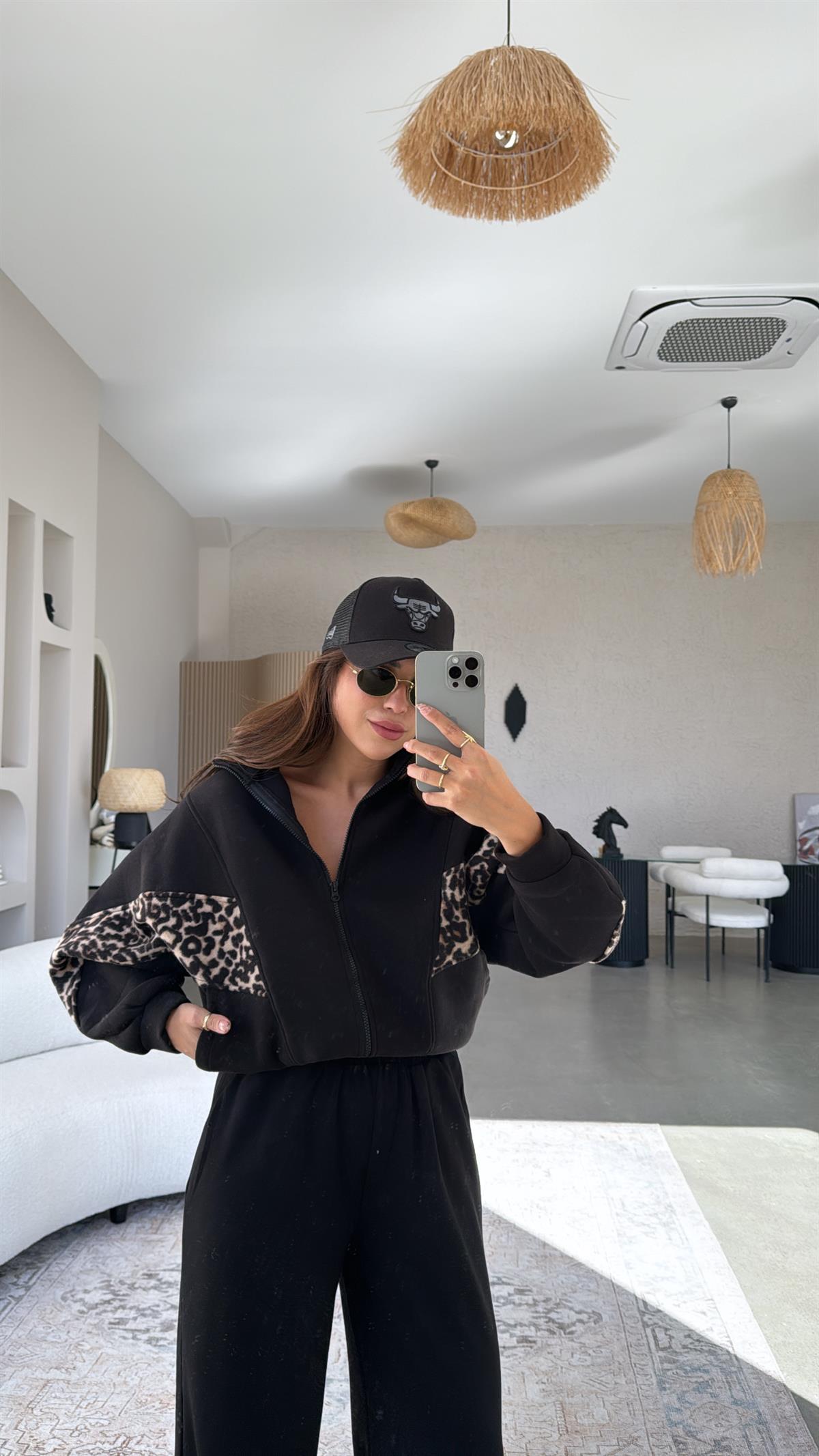 Siyah Leopar Şeritli Hoodie