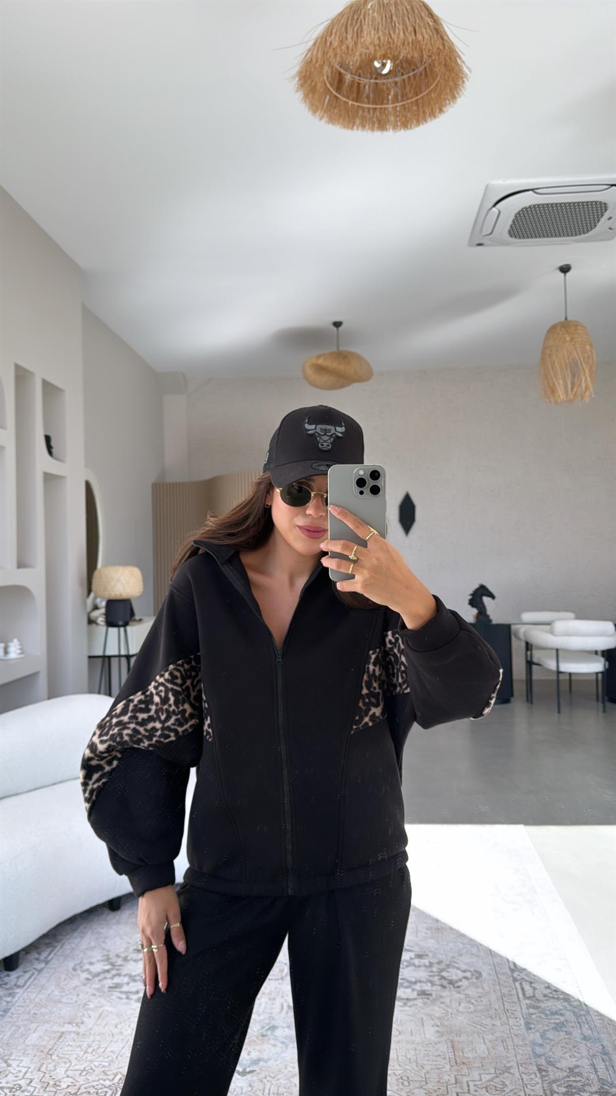 Siyah Leopar Şeritli Hoodie