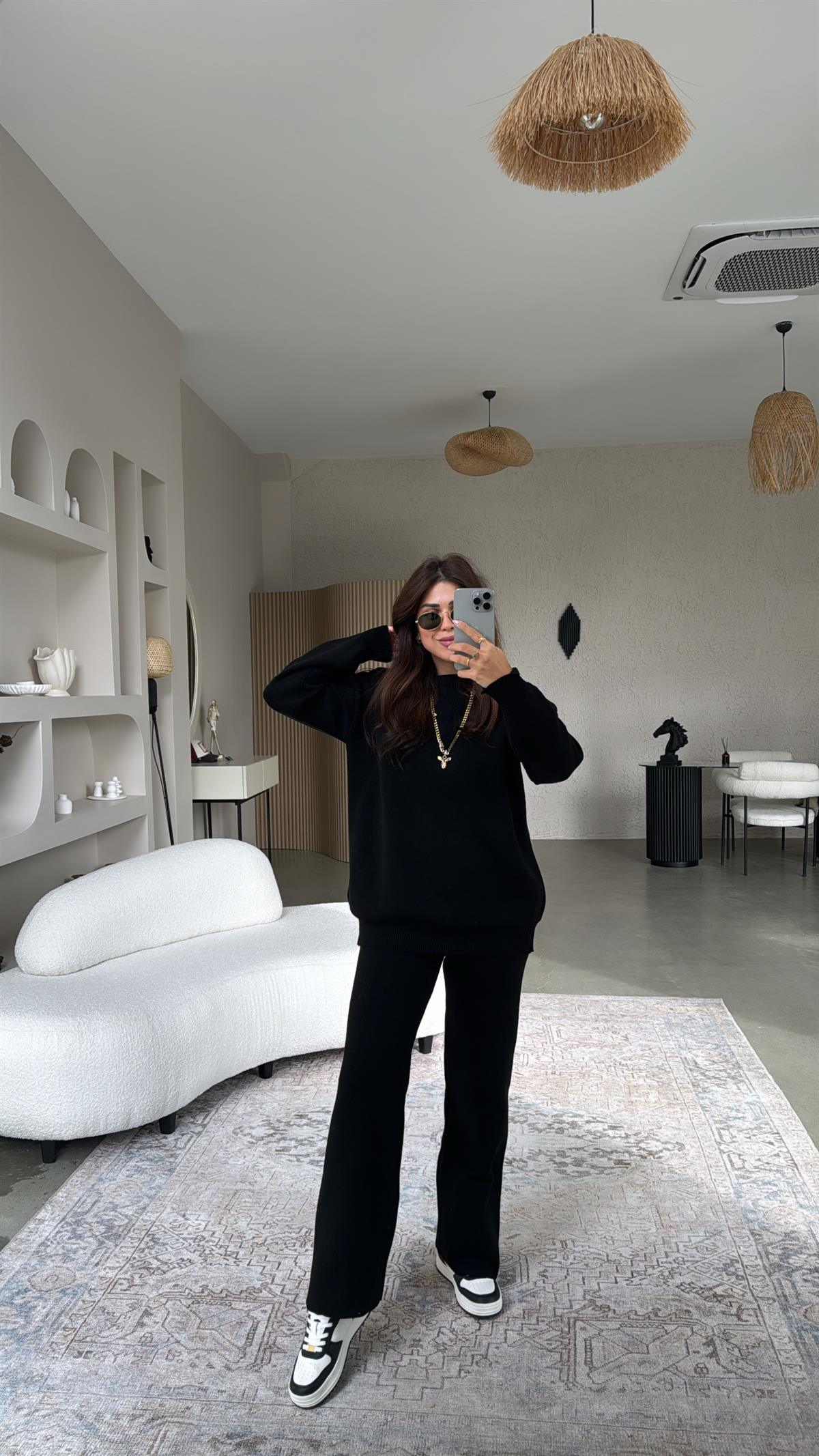 Siyah Massi Triko Takım