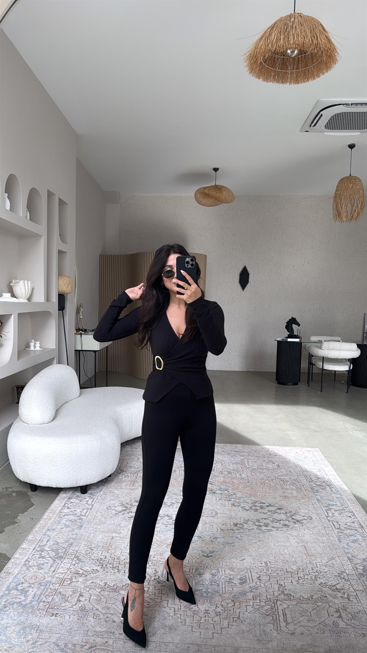 Siyah Mat Düğmeli Çelik Tayt Pantolon