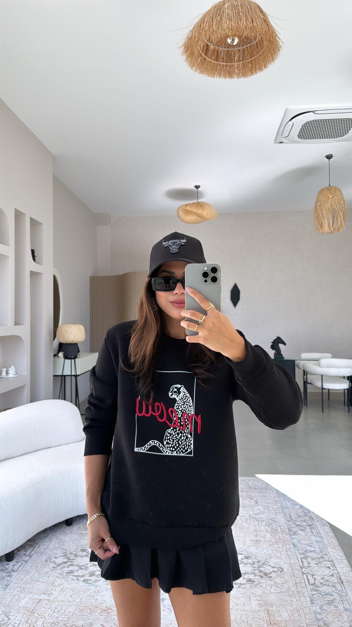 Siyah Meow Baskılı Sweatshirt