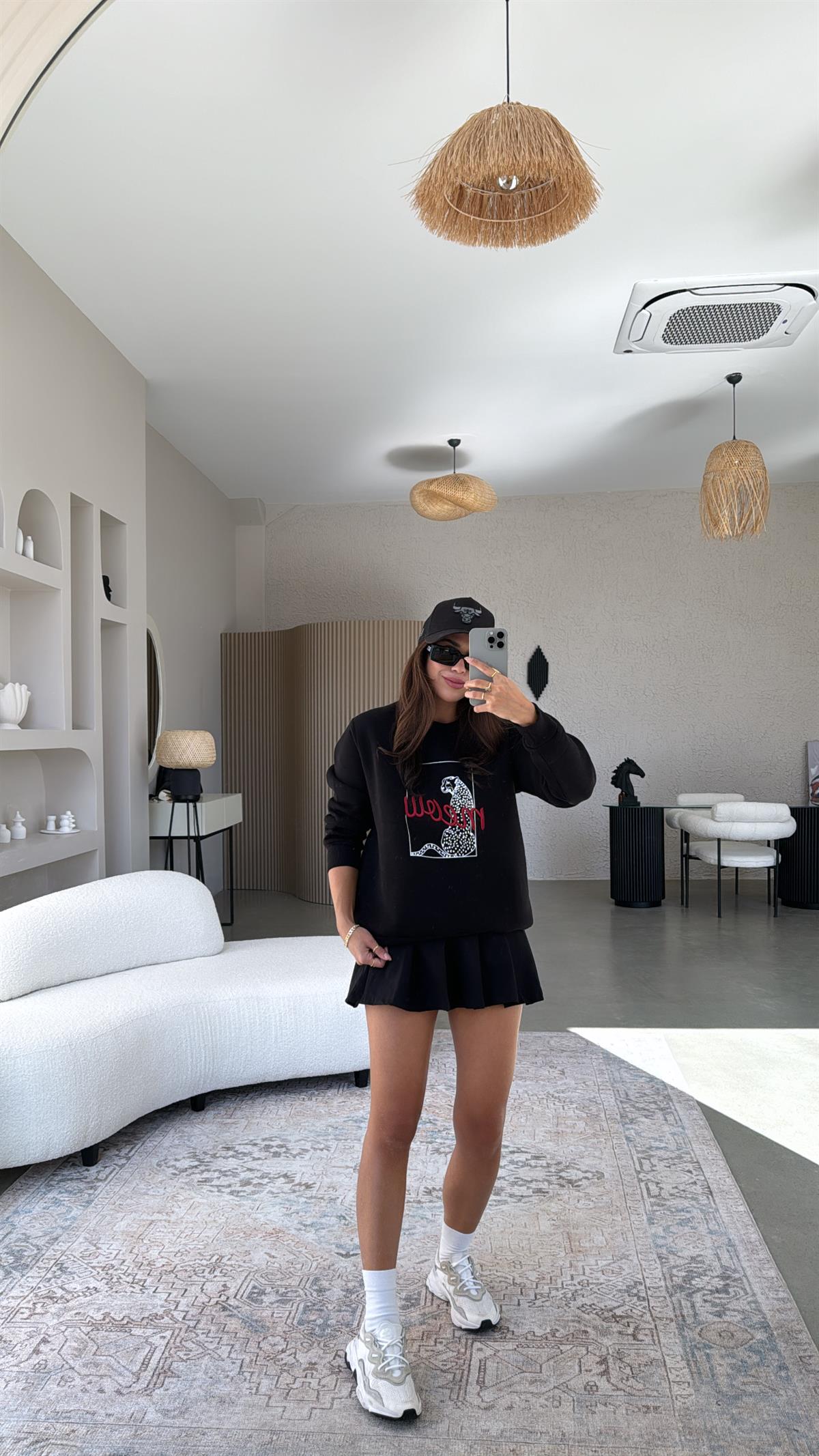 Siyah Meow Baskılı Sweatshirt