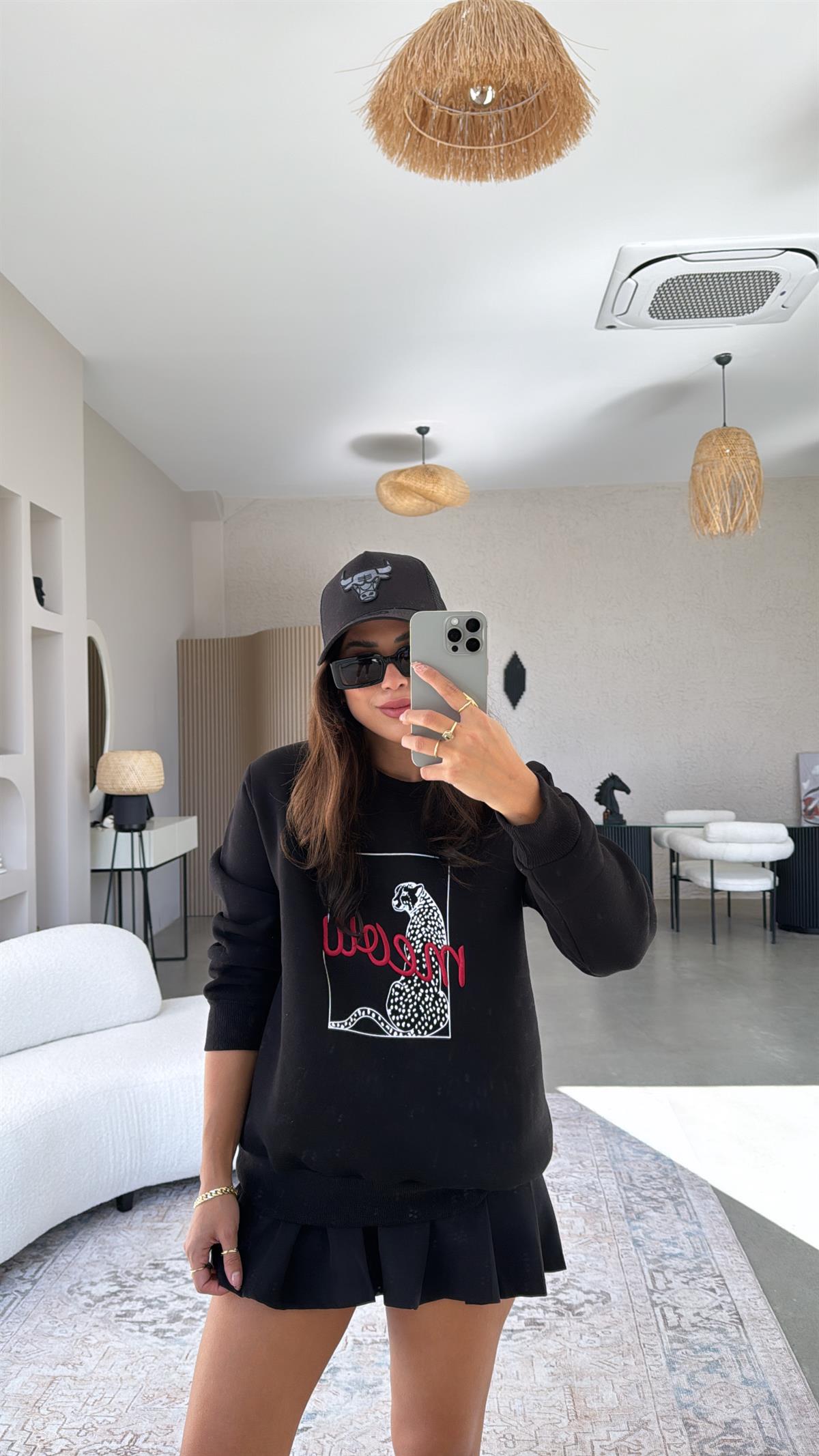 Siyah Meow Baskılı Sweatshirt