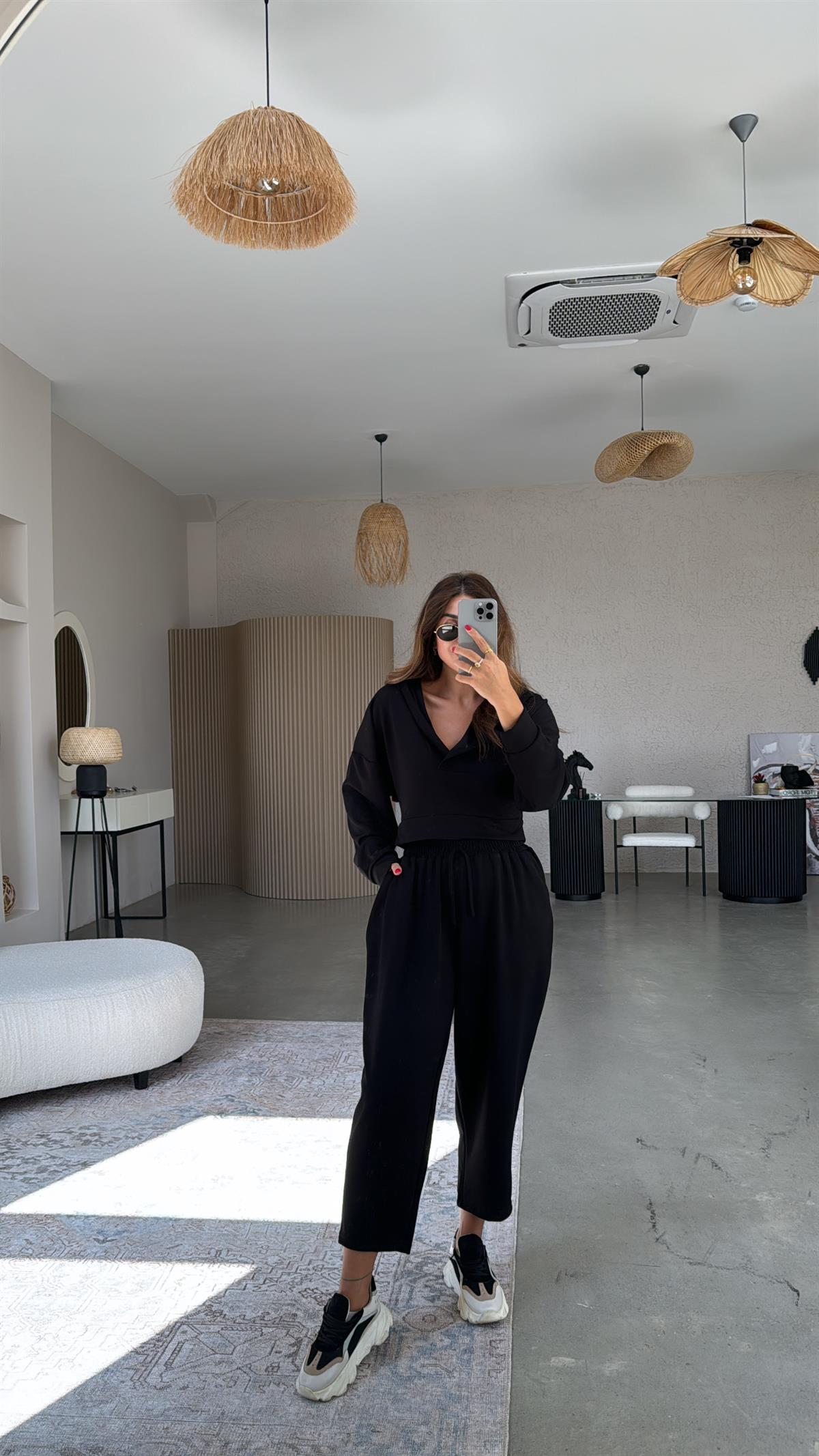 Siyah Modal Kapüşonlu Takım