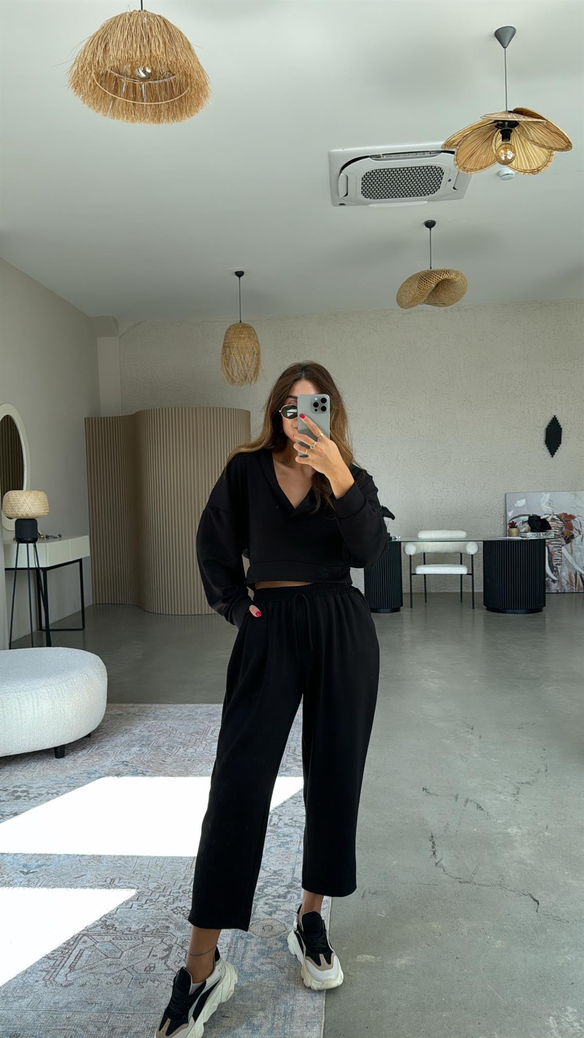 Siyah Modal Kapüşonlu Takım