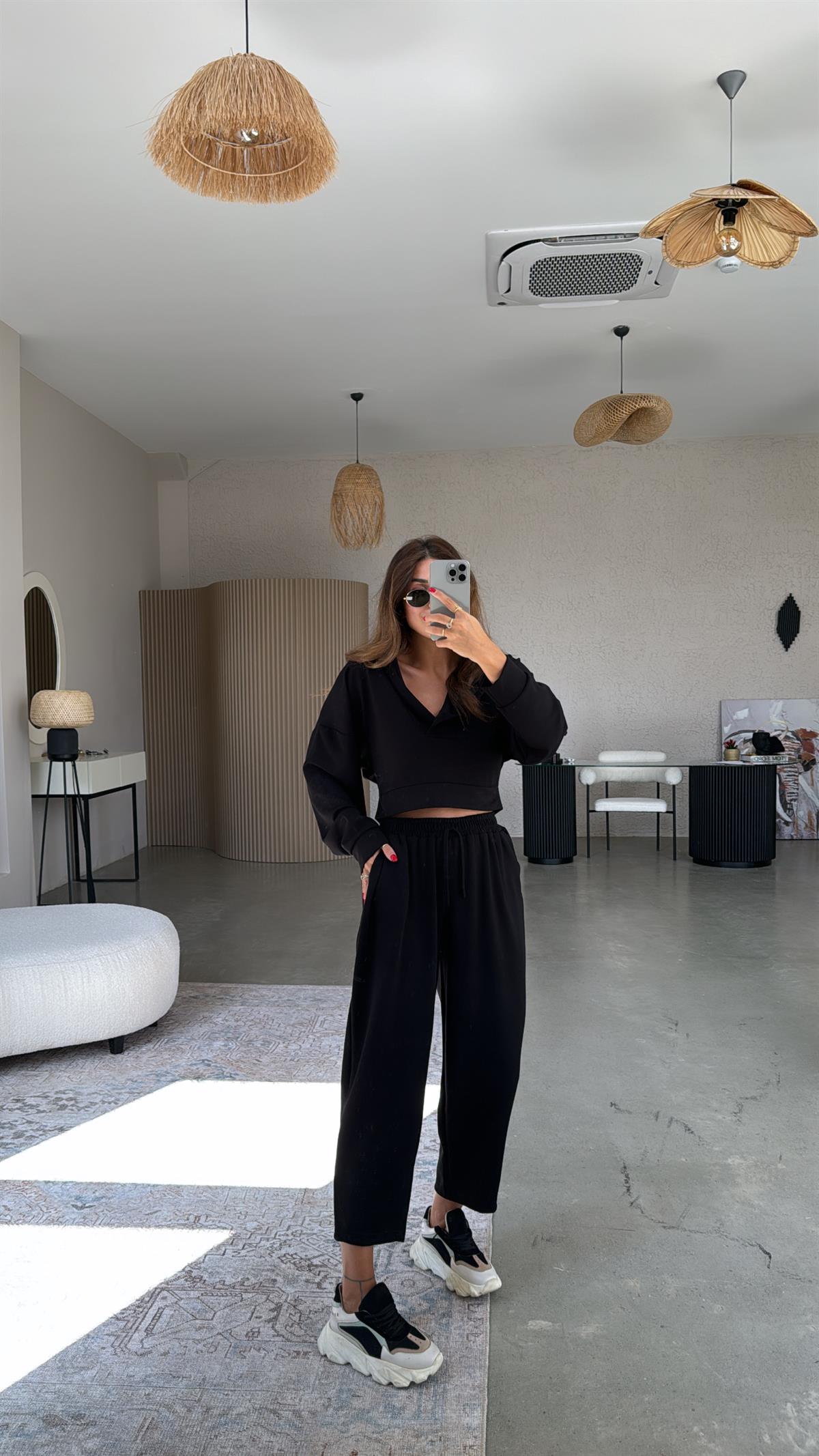 Siyah Modal Kapüşonlu Takım