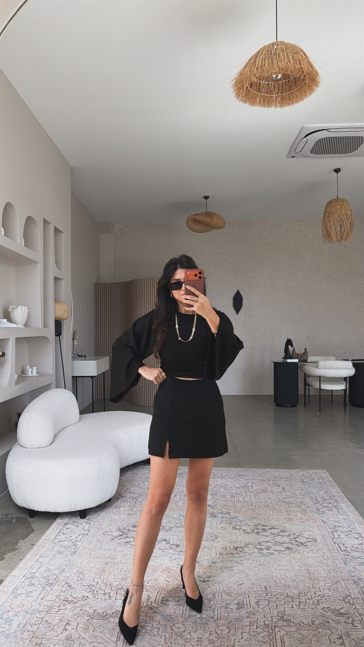 Siyah Modal Mini Yırtmaçlı Şortlu Etek