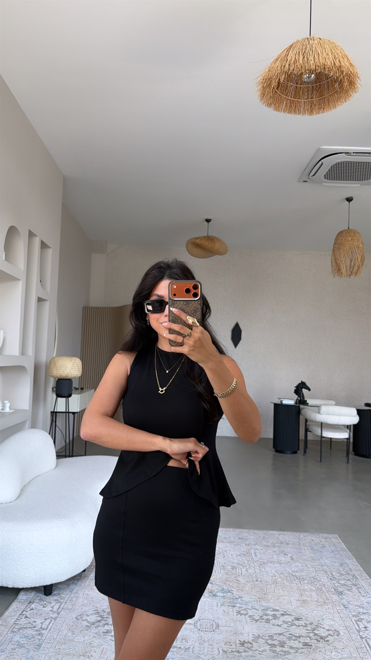 Siyah Modal Volanlı Bluz Mini Etek Takım
