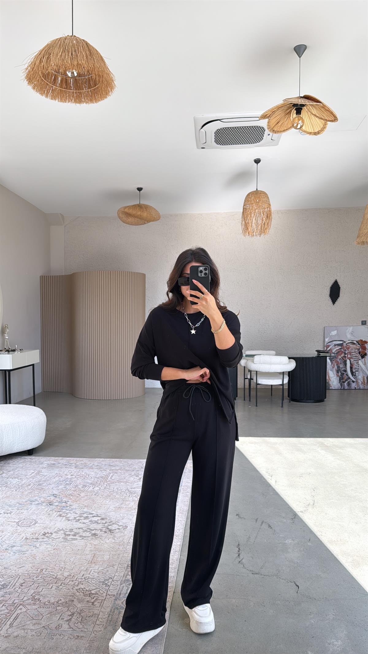 Siyah Önü Çımalı Alt Üst Eşofman Takımı