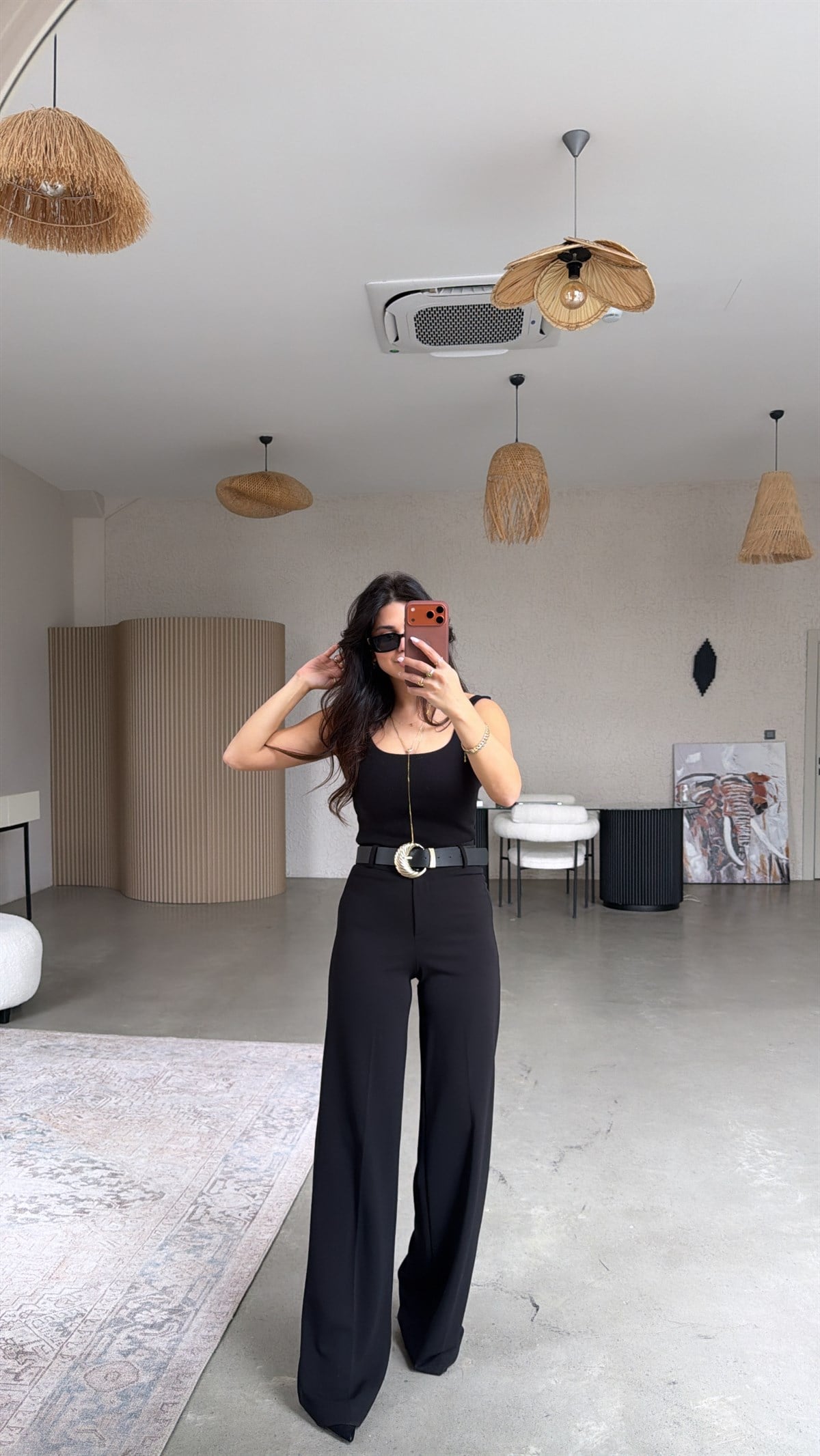 Siyah Oymalı Kemerli Bol Paça Premium Kumaş Pantolon