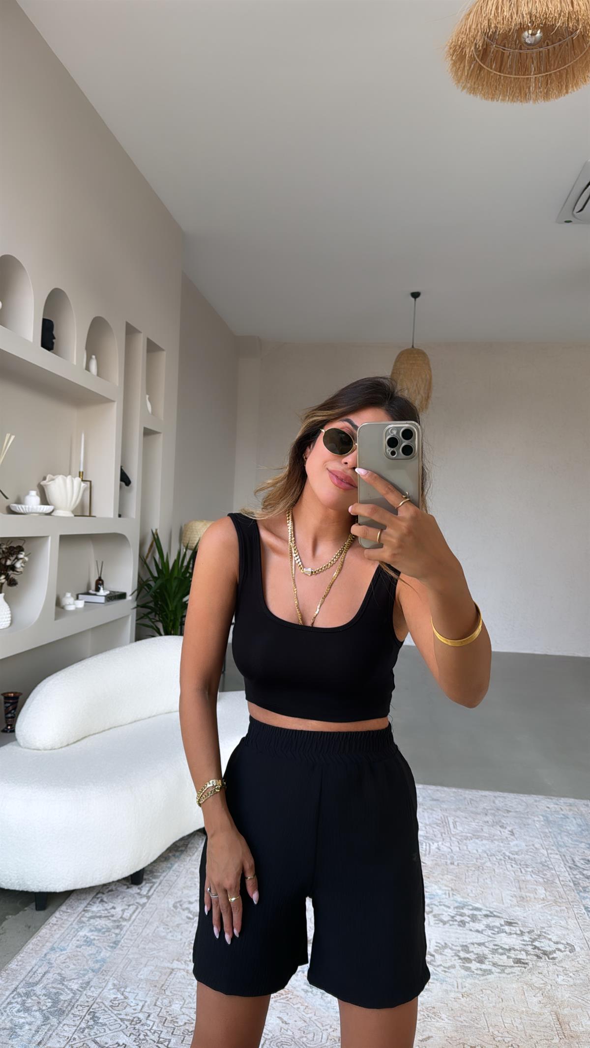 Siyah Oys Crop Atlet