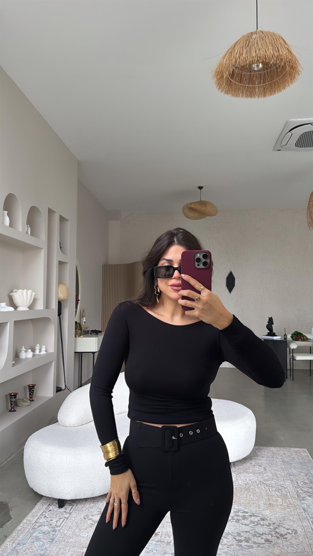 Siyah Oys Kayık Yaka Bluz