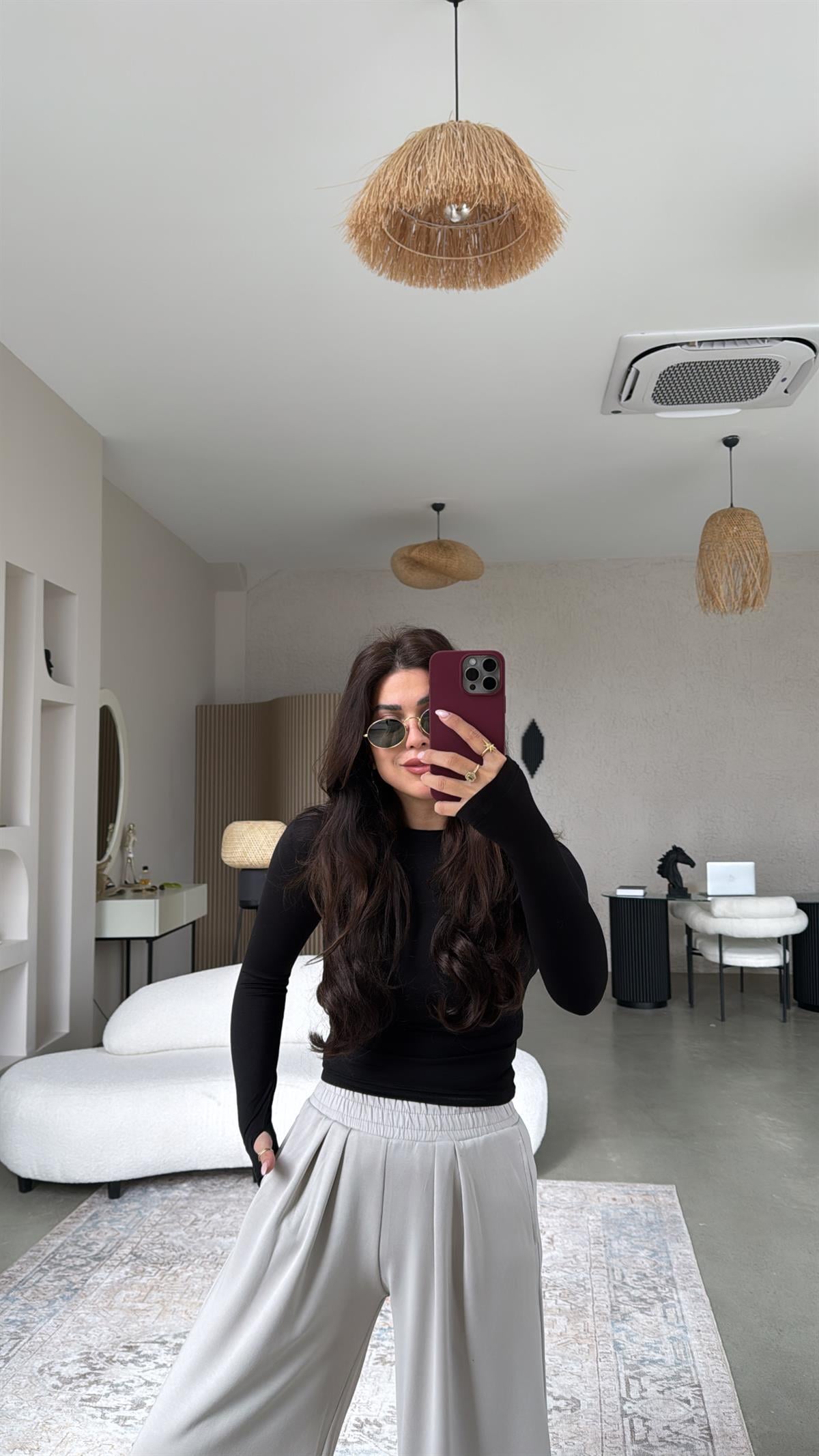 Siyah Oys Parmak Geçme Uzun Kollu Body