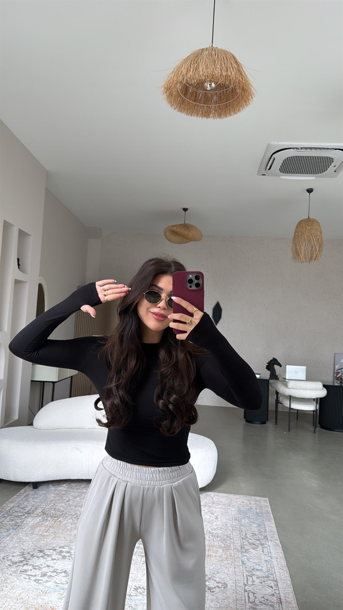 Siyah Oys Parmak Geçme Uzun Kollu Body