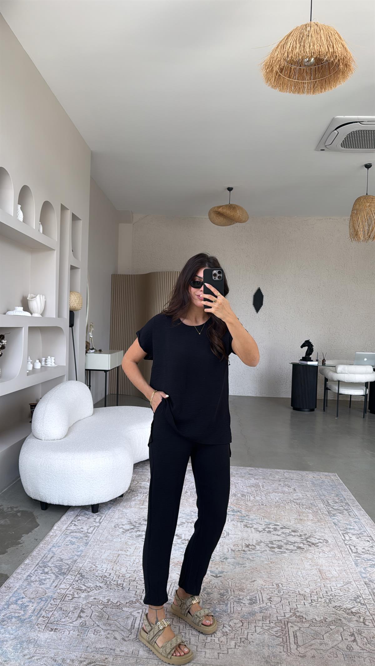 Siyah Paça Pensli Pantolon Bluz Takım