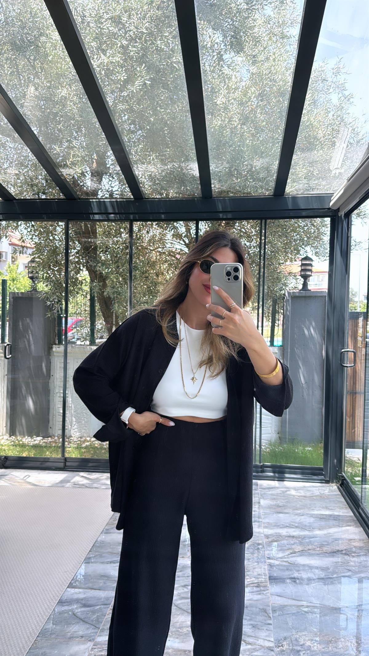 Siyah Paça Pensli Pantolon Gömlek Takım