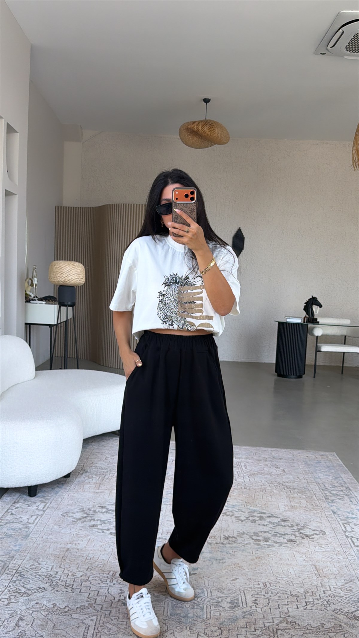 Siyah Paça Tutturma Baggy Eşofman
