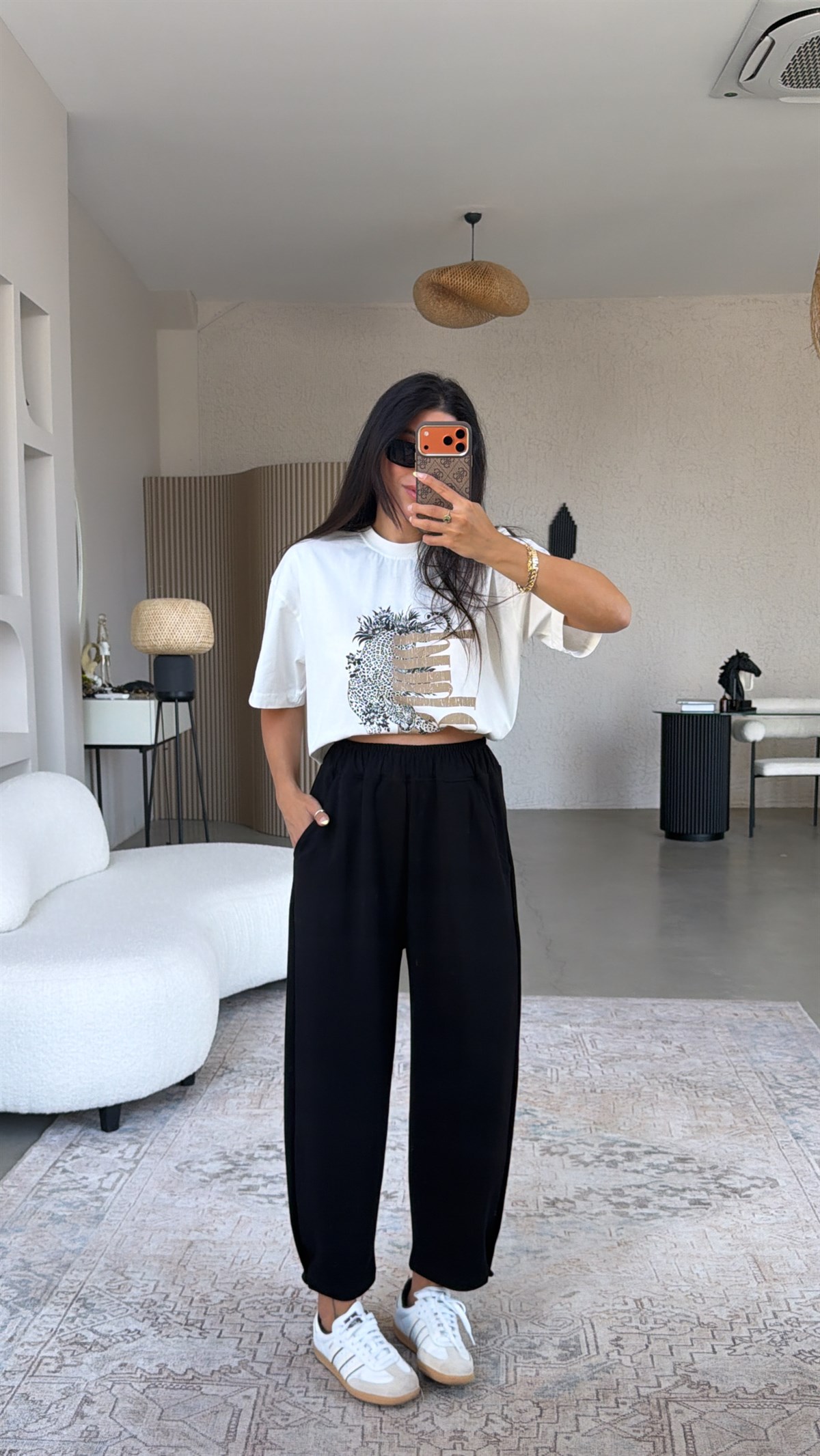Siyah Paça Tutturma Baggy Eşofman