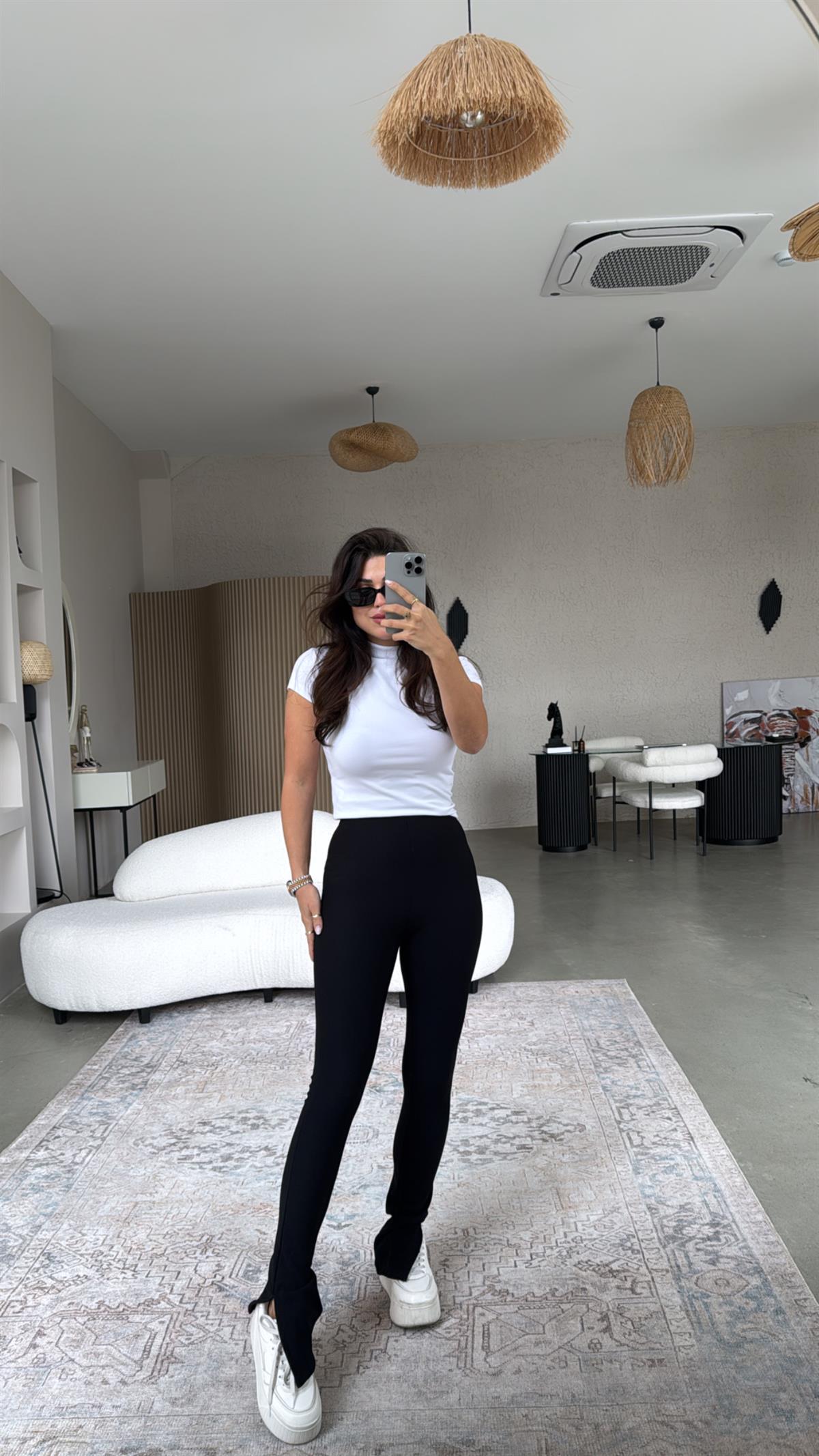 Siyah Paçası Yırtmaçlı Ottoman Tayt