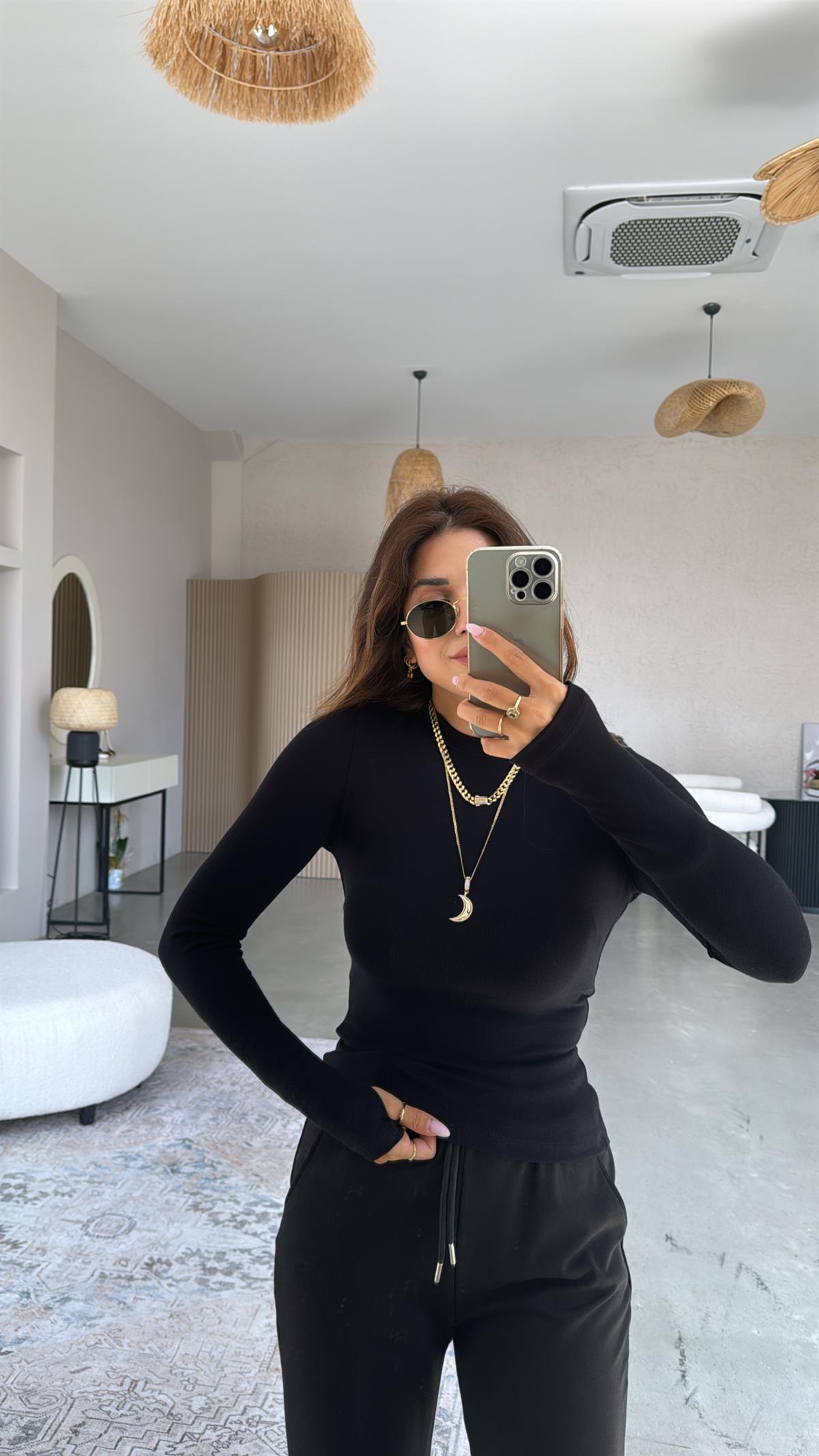 Siyah Parmak Geçme Oys Kumaş Body