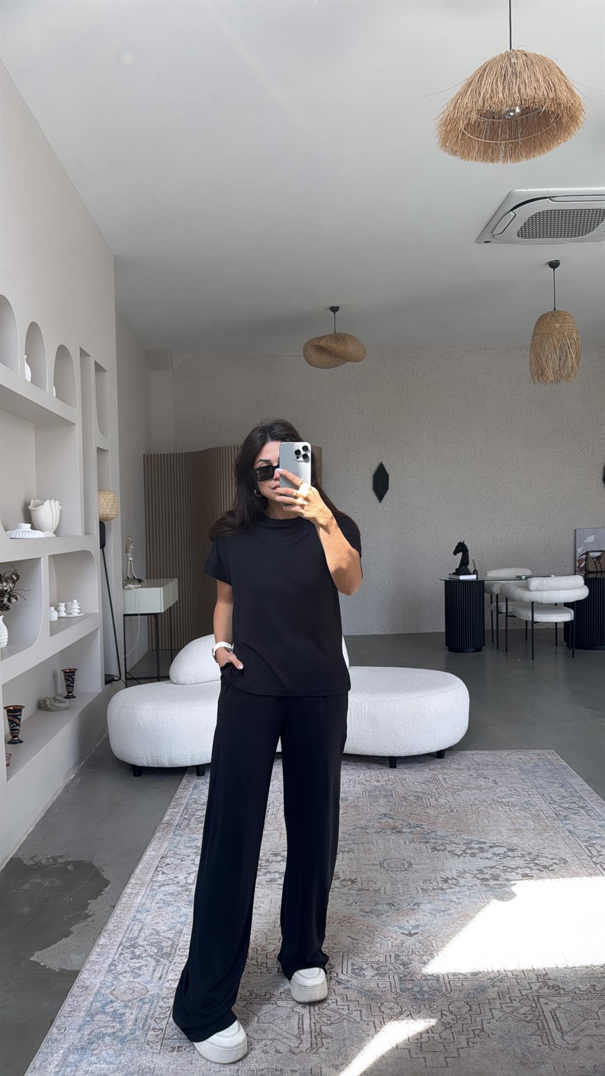 Siyah Pike Modal Tensel Takım