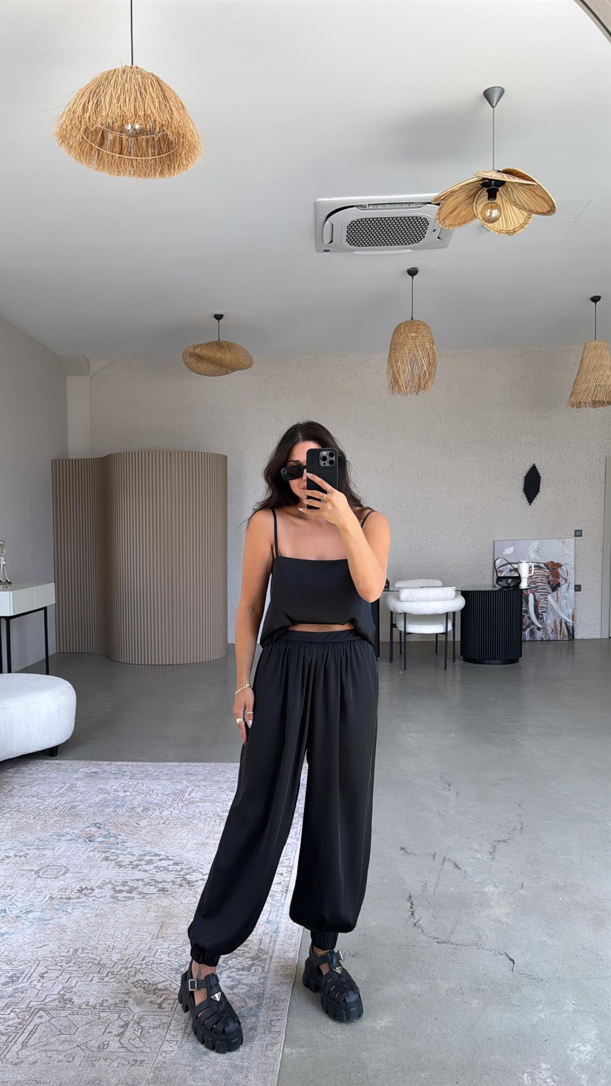 Siyah Premium Saten Şalvar Bluz Takım