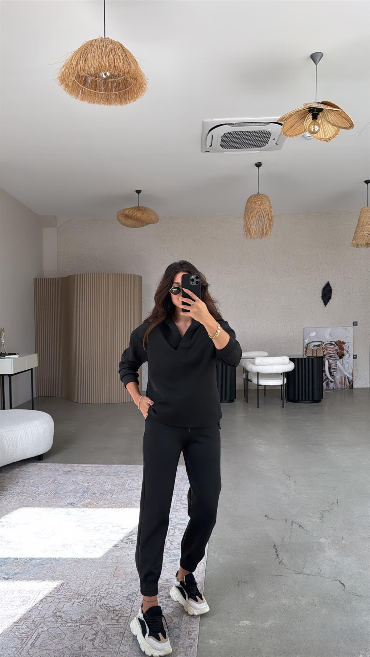 Siyah Scuba Kapüşonlu Takım