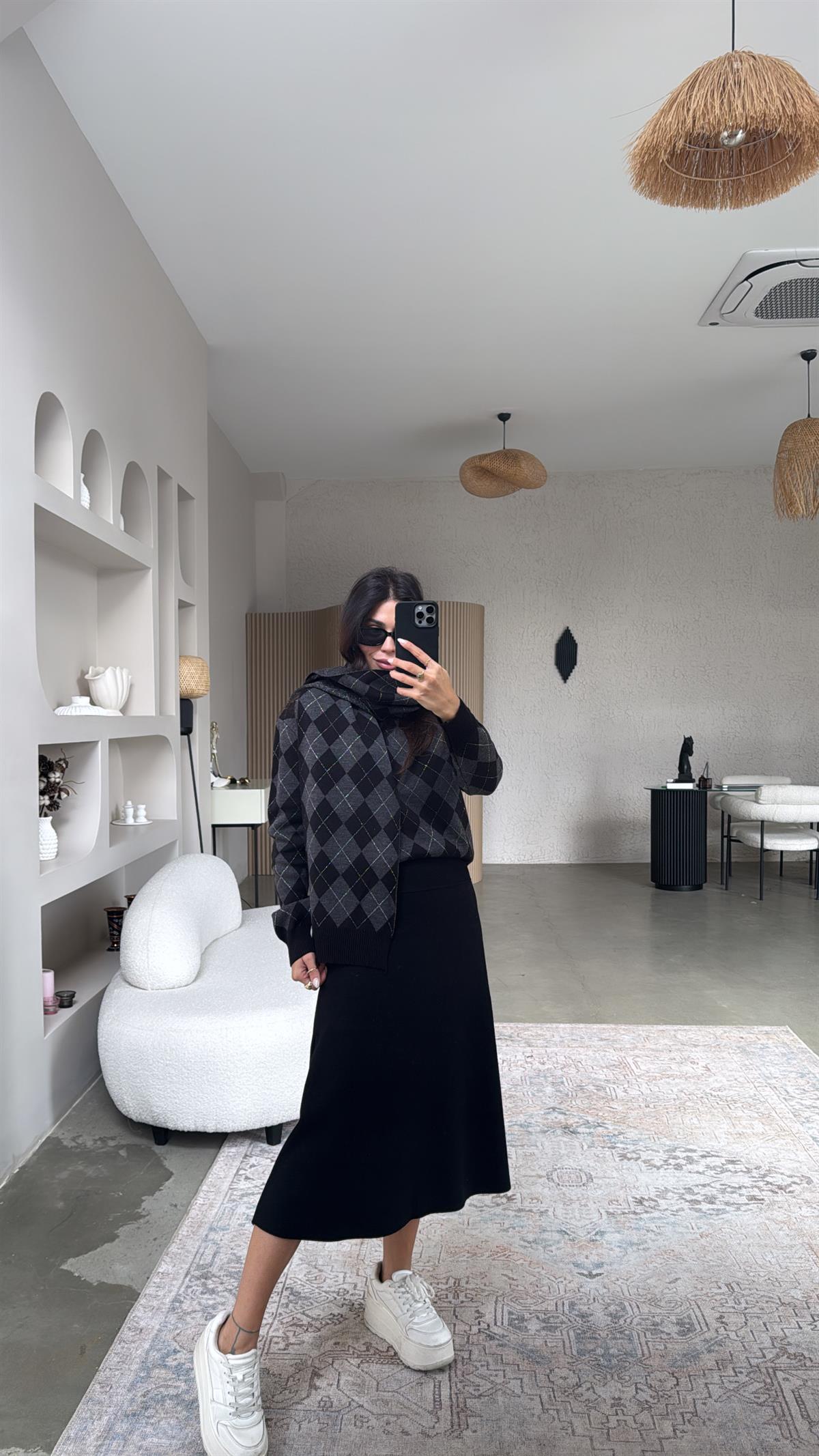 Siyah Selanik Triko Basic Etek