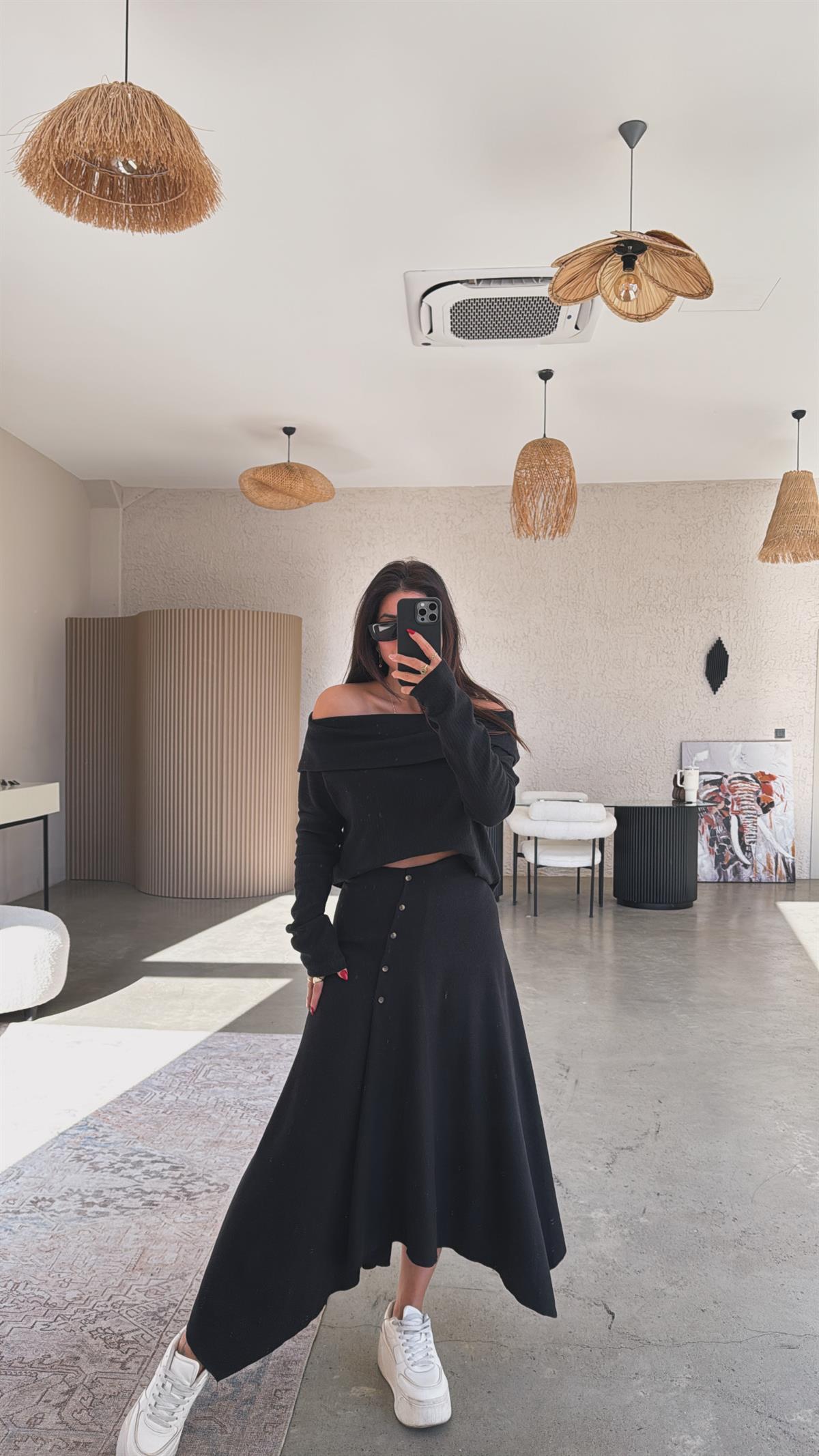 Siyah Selanik ZR Model Düğmeli Etek