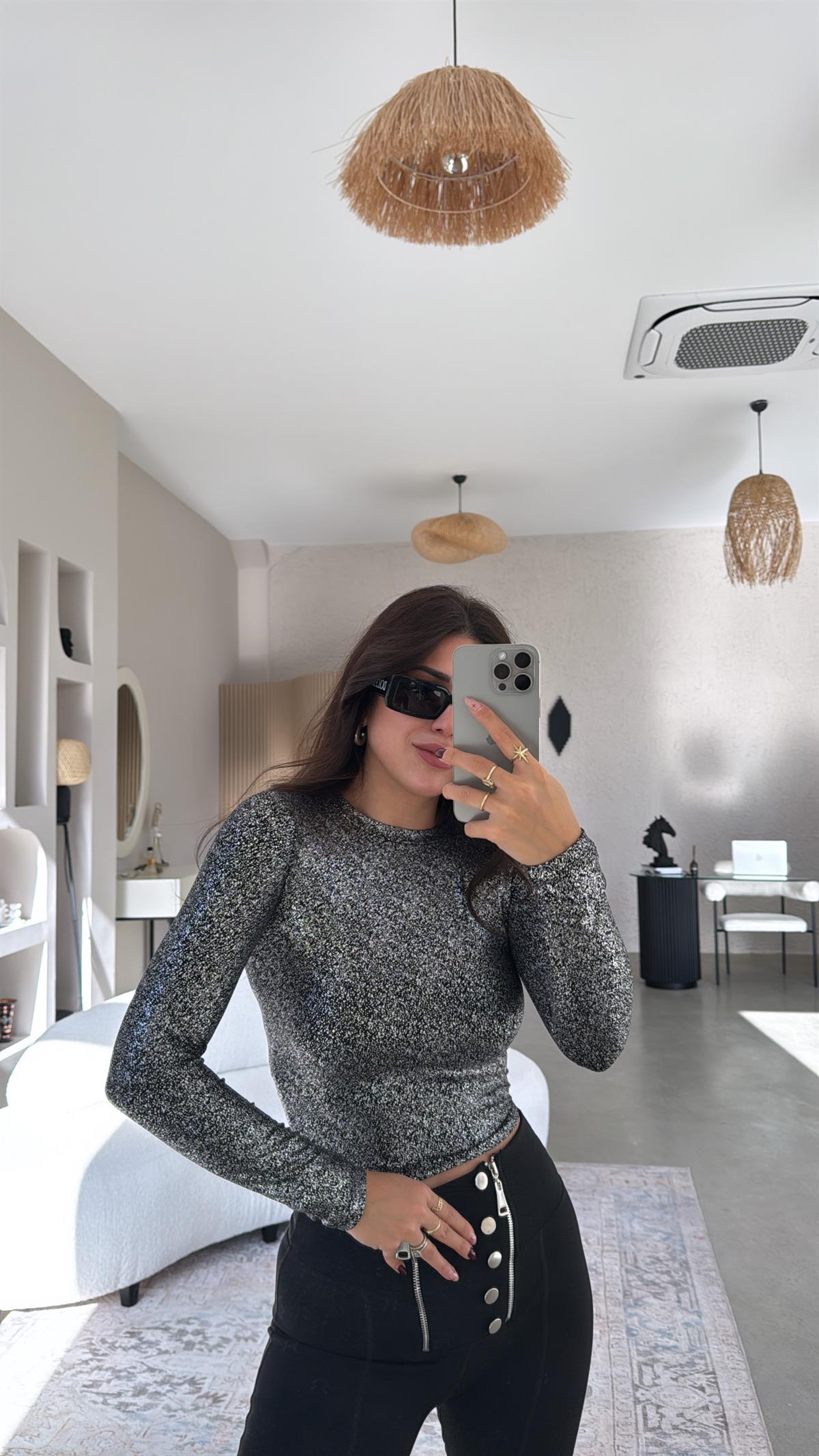Siyah Simli Bluz