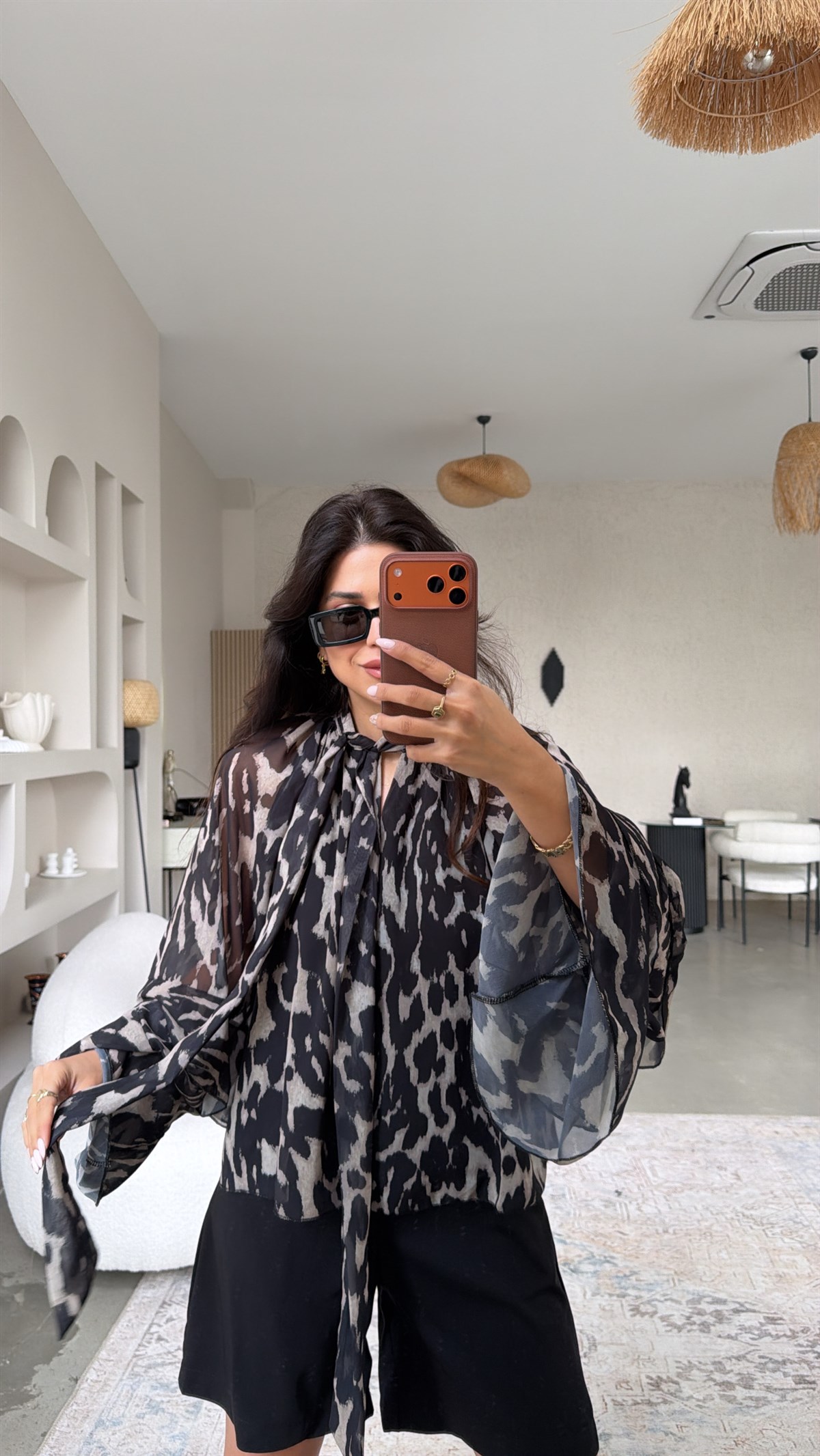 Siyah Soft Leoparlı Şifon bluz