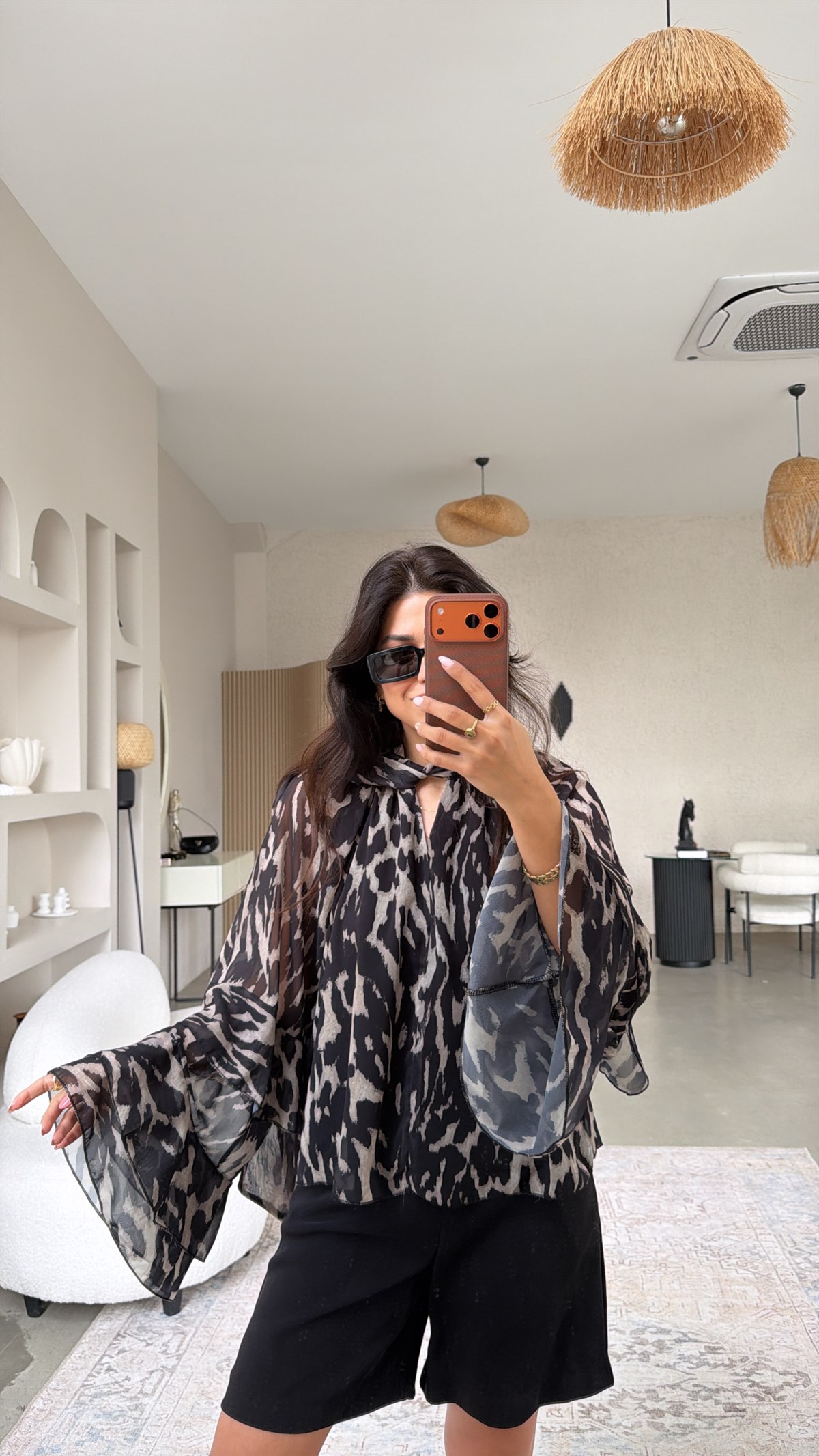 Siyah Soft Leoparlı Şifon bluz