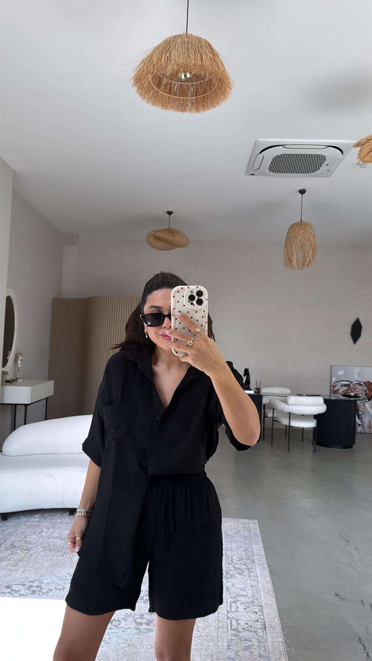 Siyah Şort Gömlek Takım