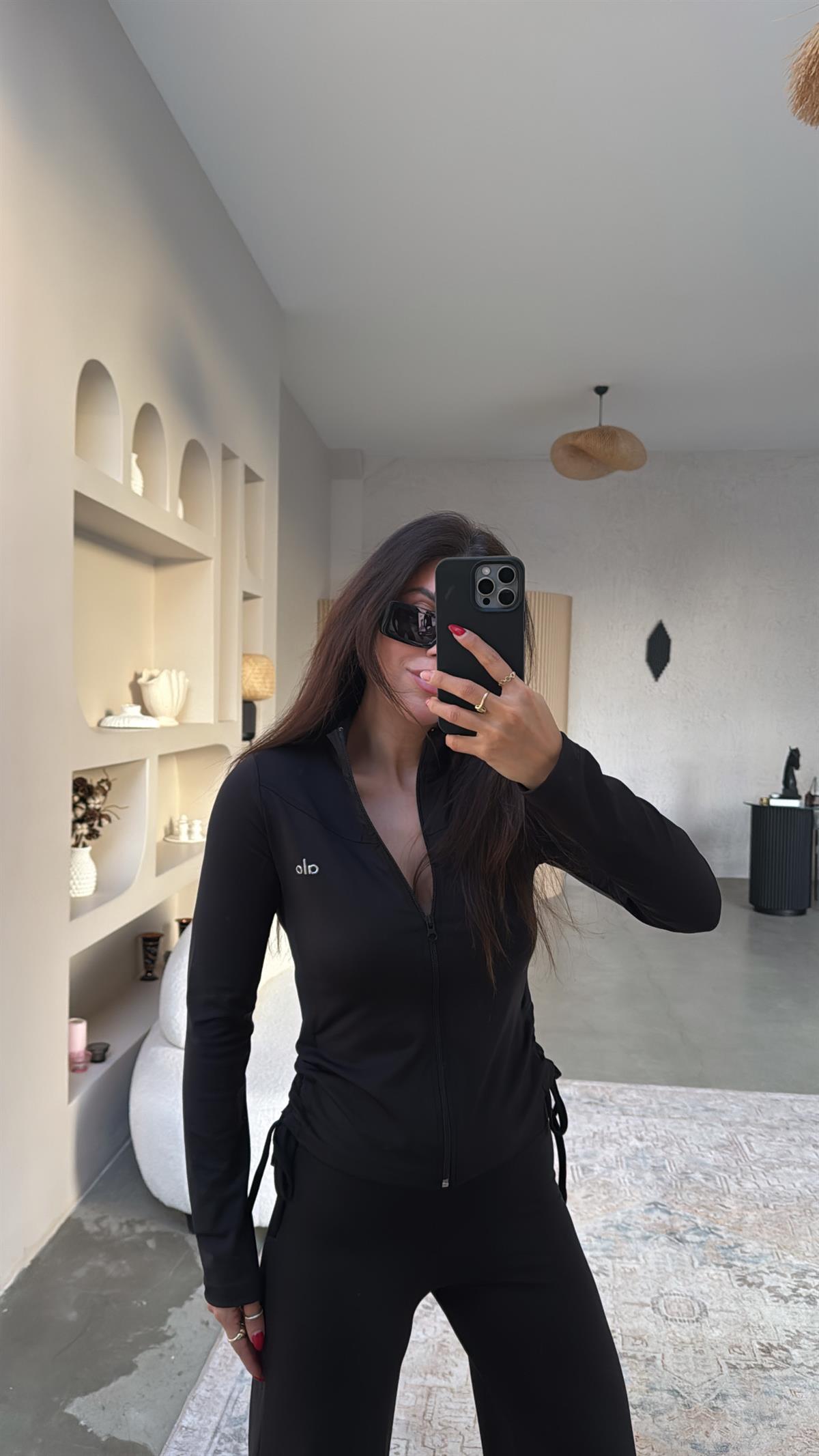 Siyah Spor Ceketli Alo Takım