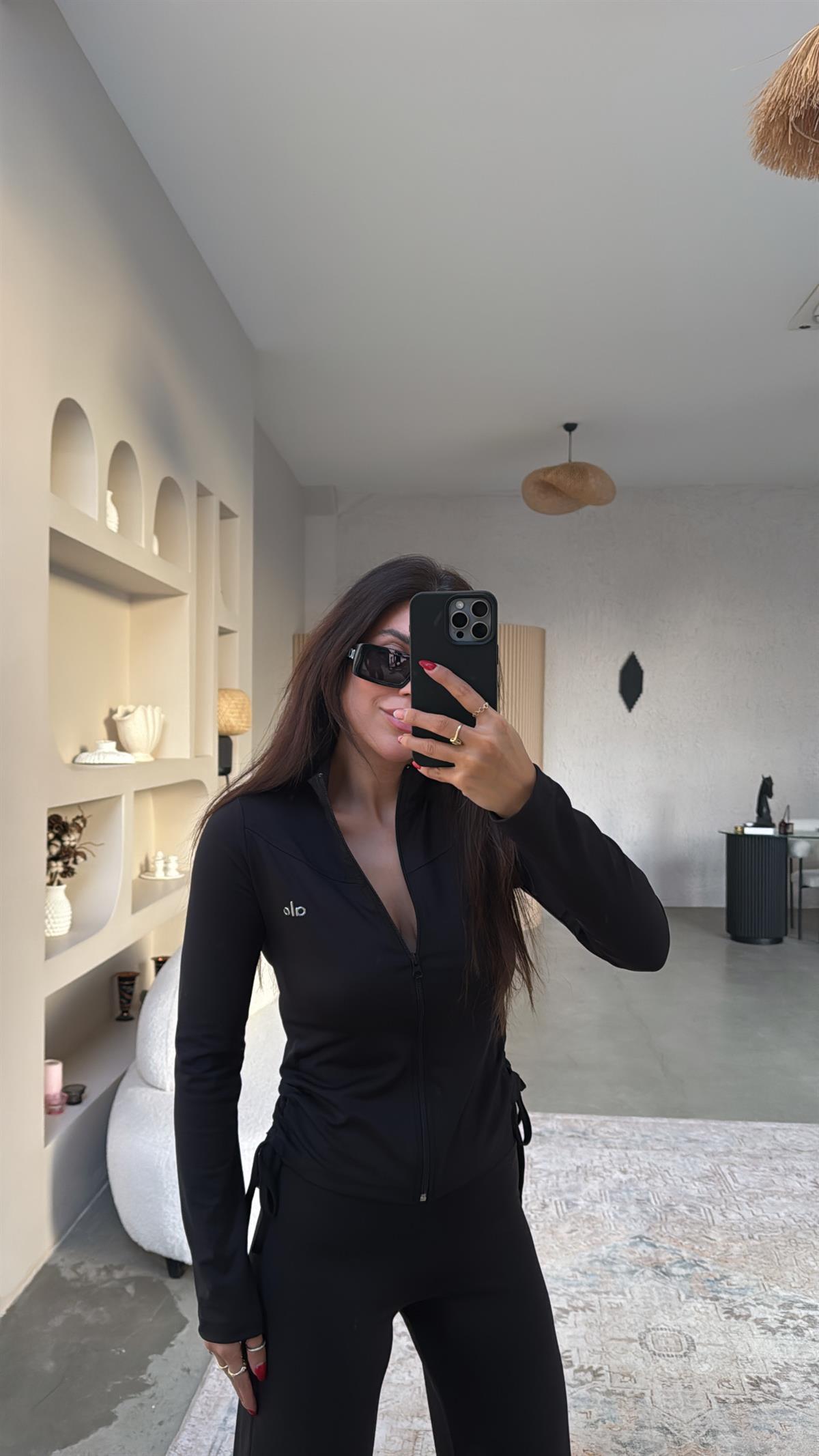 Siyah Spor Ceketli Alo Takım