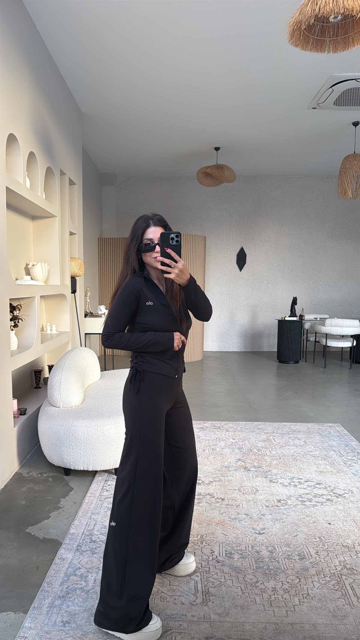 Siyah Spor Ceketli Alo Takım
