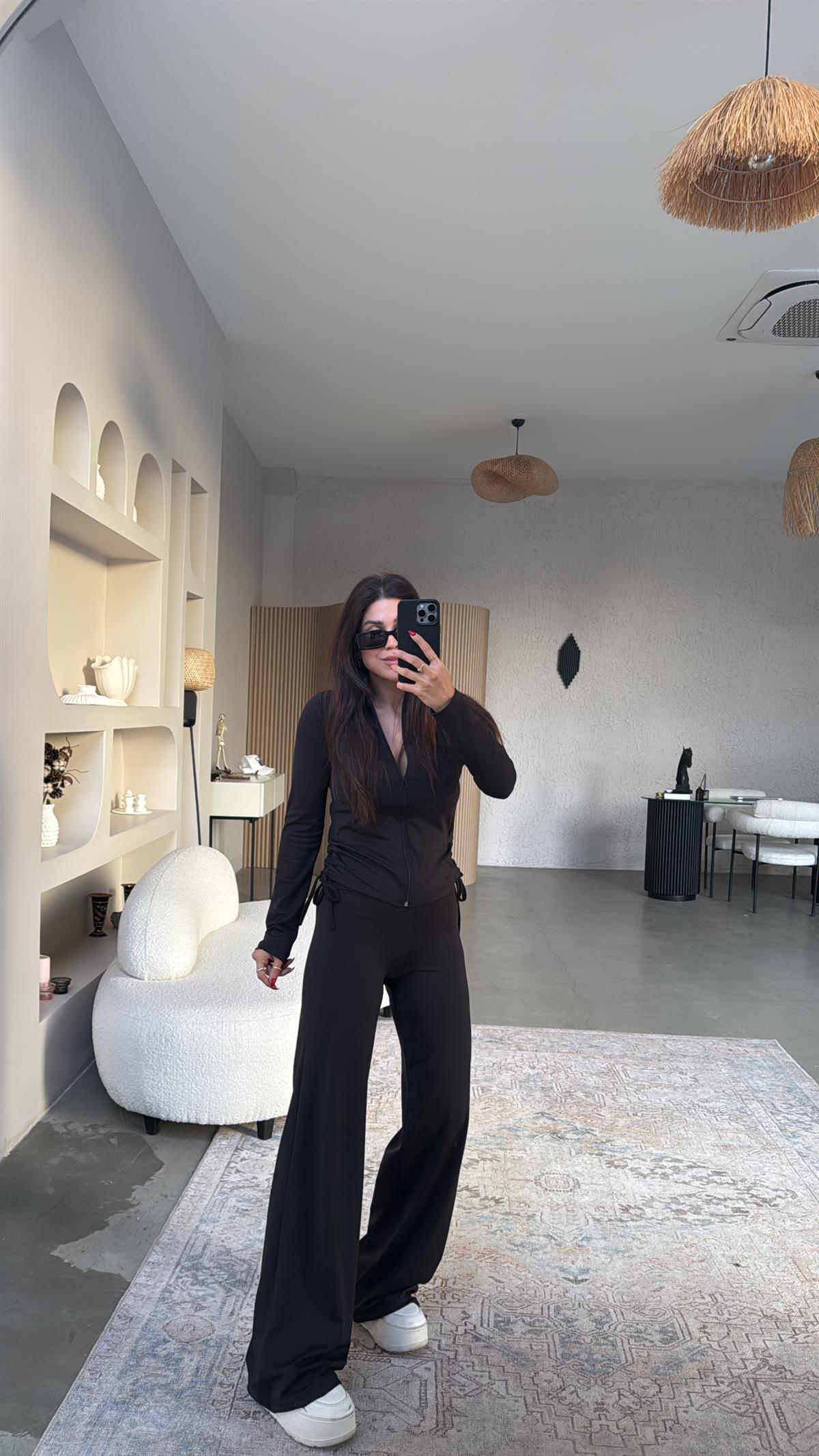 Siyah Spor Ceketli Alo Takım