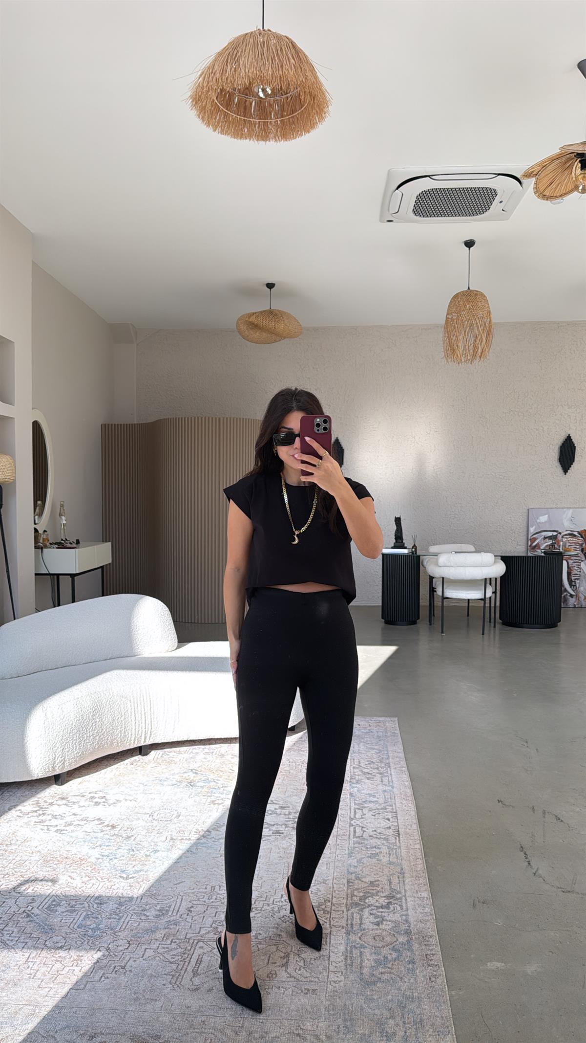 Siyah Taşlı Çelik Tayt