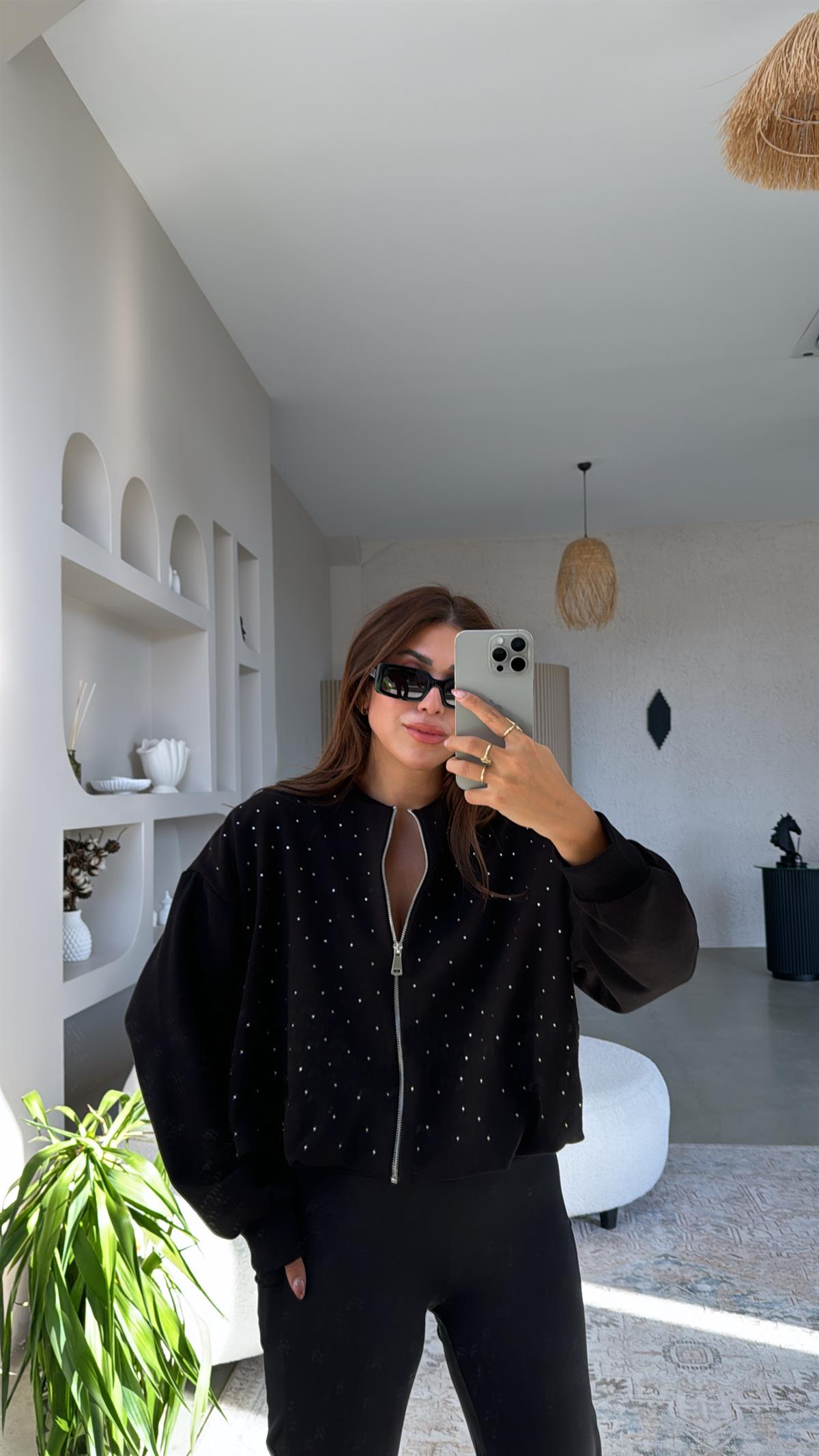 Siyah Taşlı Fermuarlı Ceket