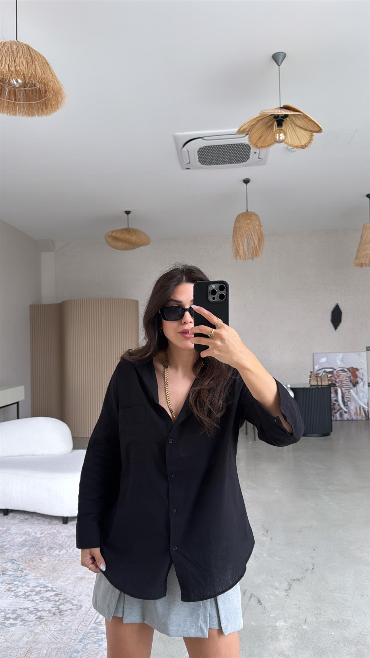 Siyah Tek Cepli Keten Gömlek