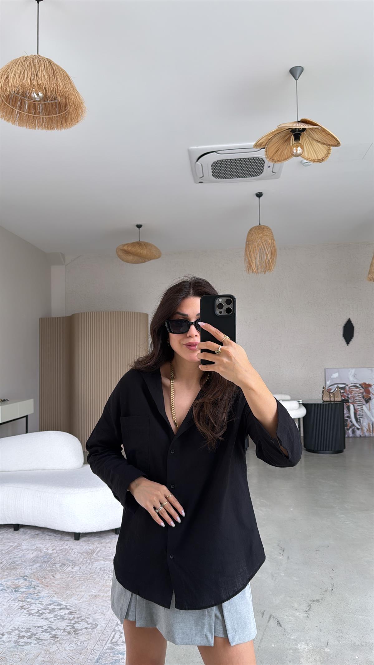 Siyah Tek Cepli Keten Gömlek