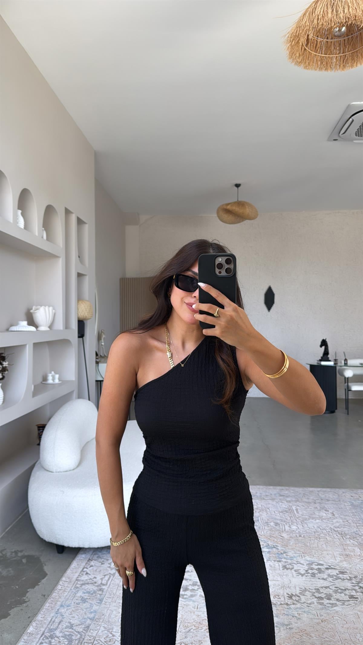 Siyah Tek Omuz Gofre Takım