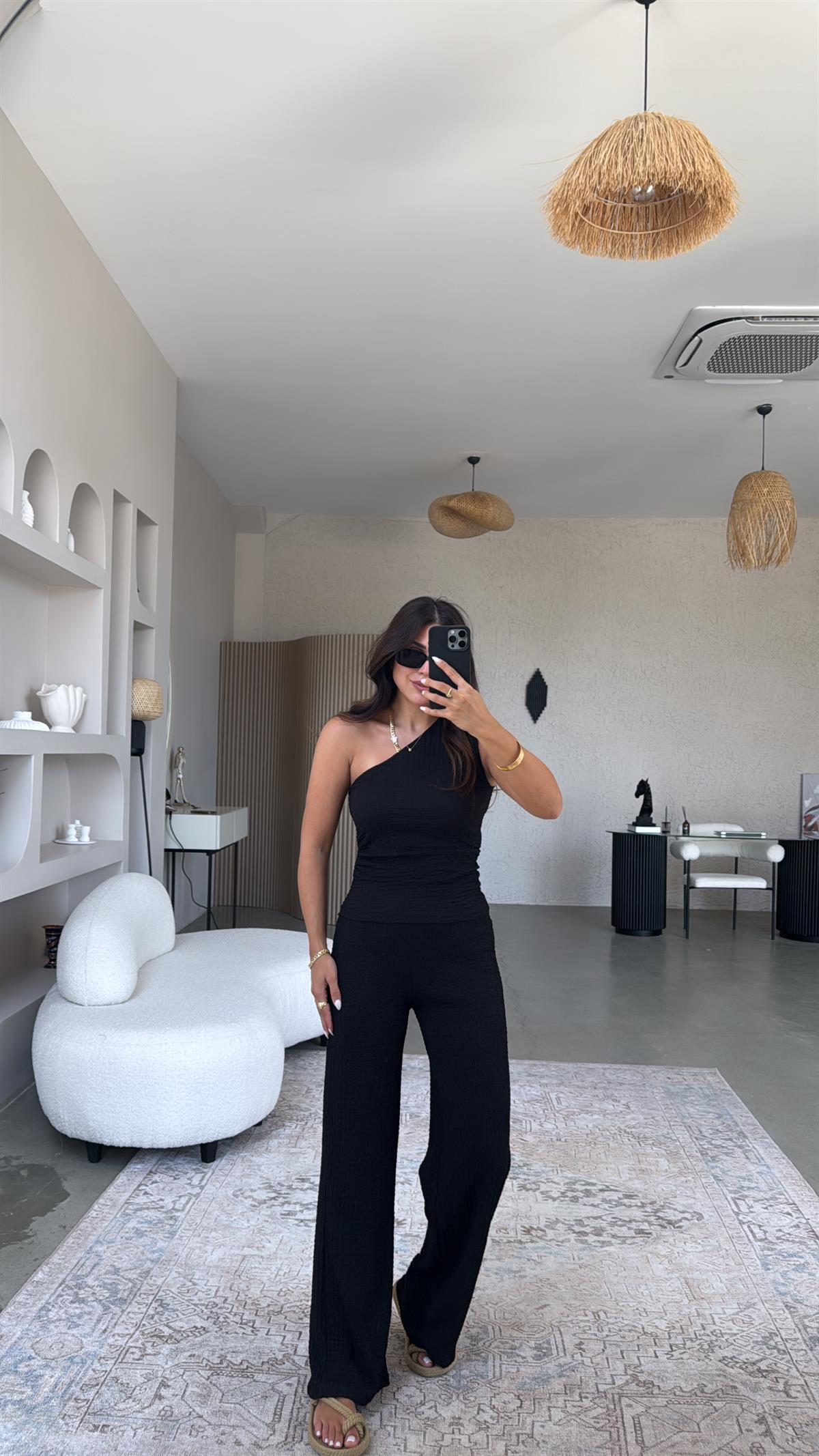 Siyah Tek Omuz Gofre Takım