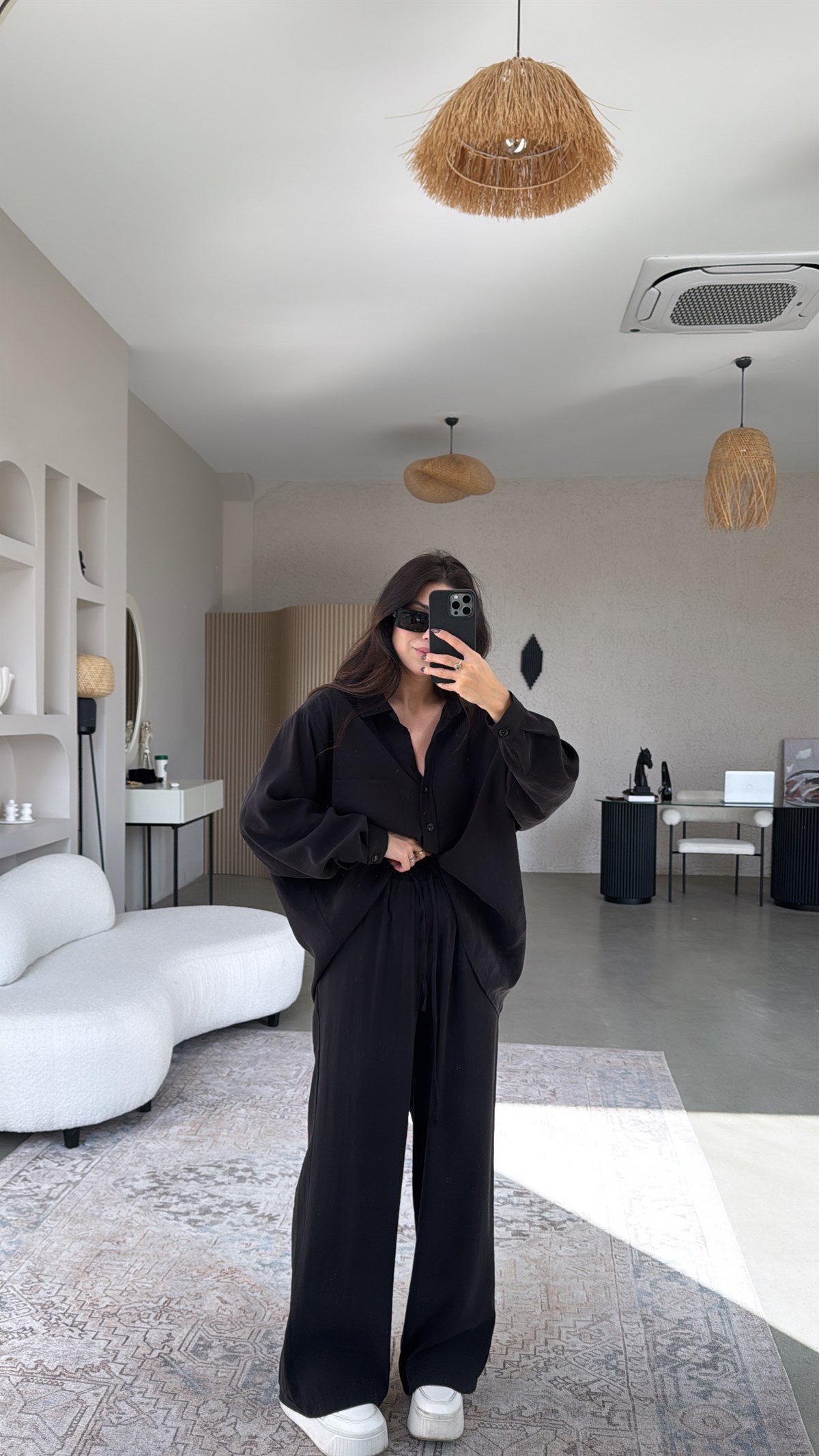 Siyah Tensel Dökümlü Gömlek Pantolon Takım