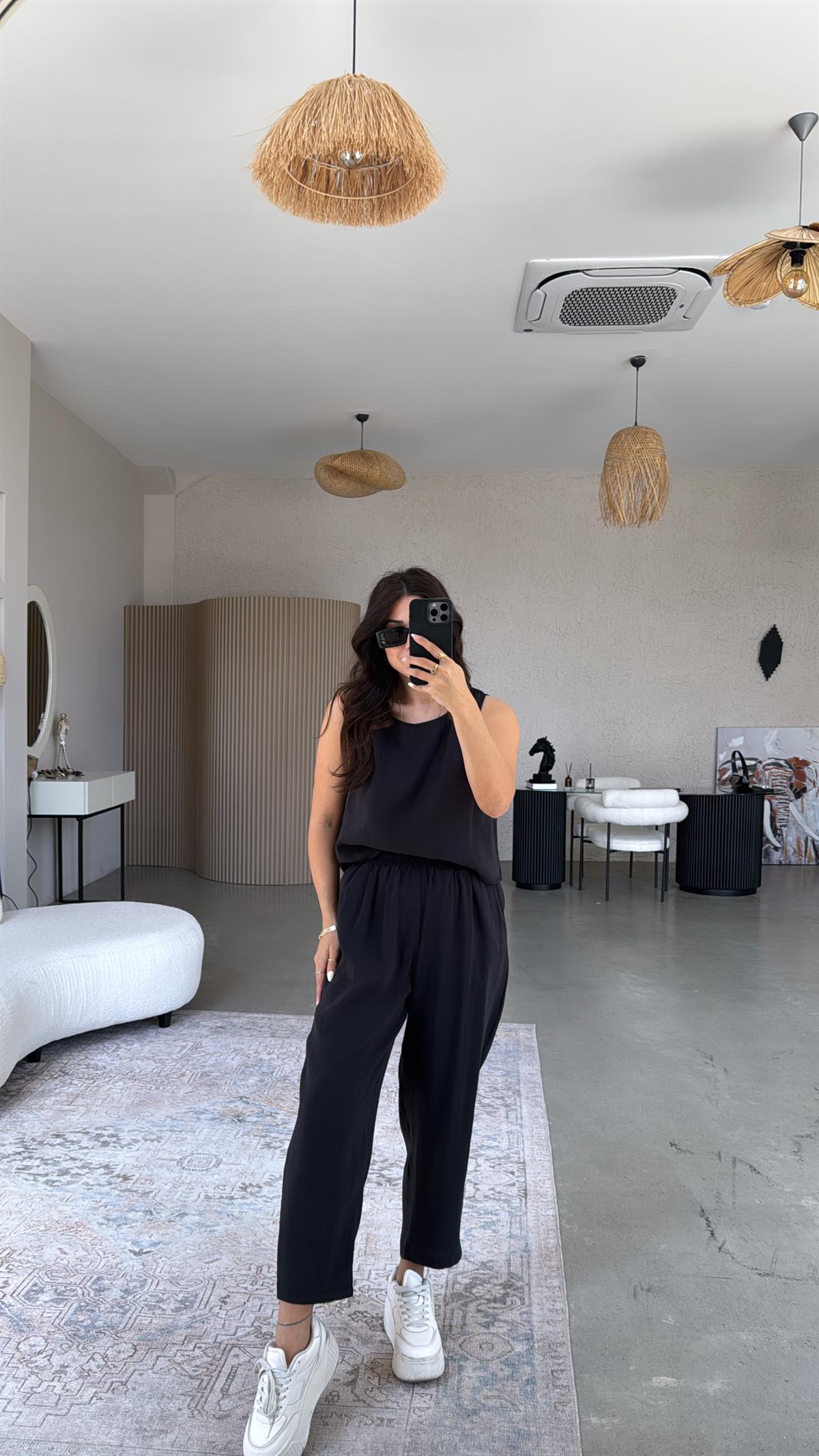 Siyah Tensel Pantolon Bluz Takım